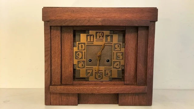 Amsterdam School Clock - Art Deco eiken- messing - 1920-1930