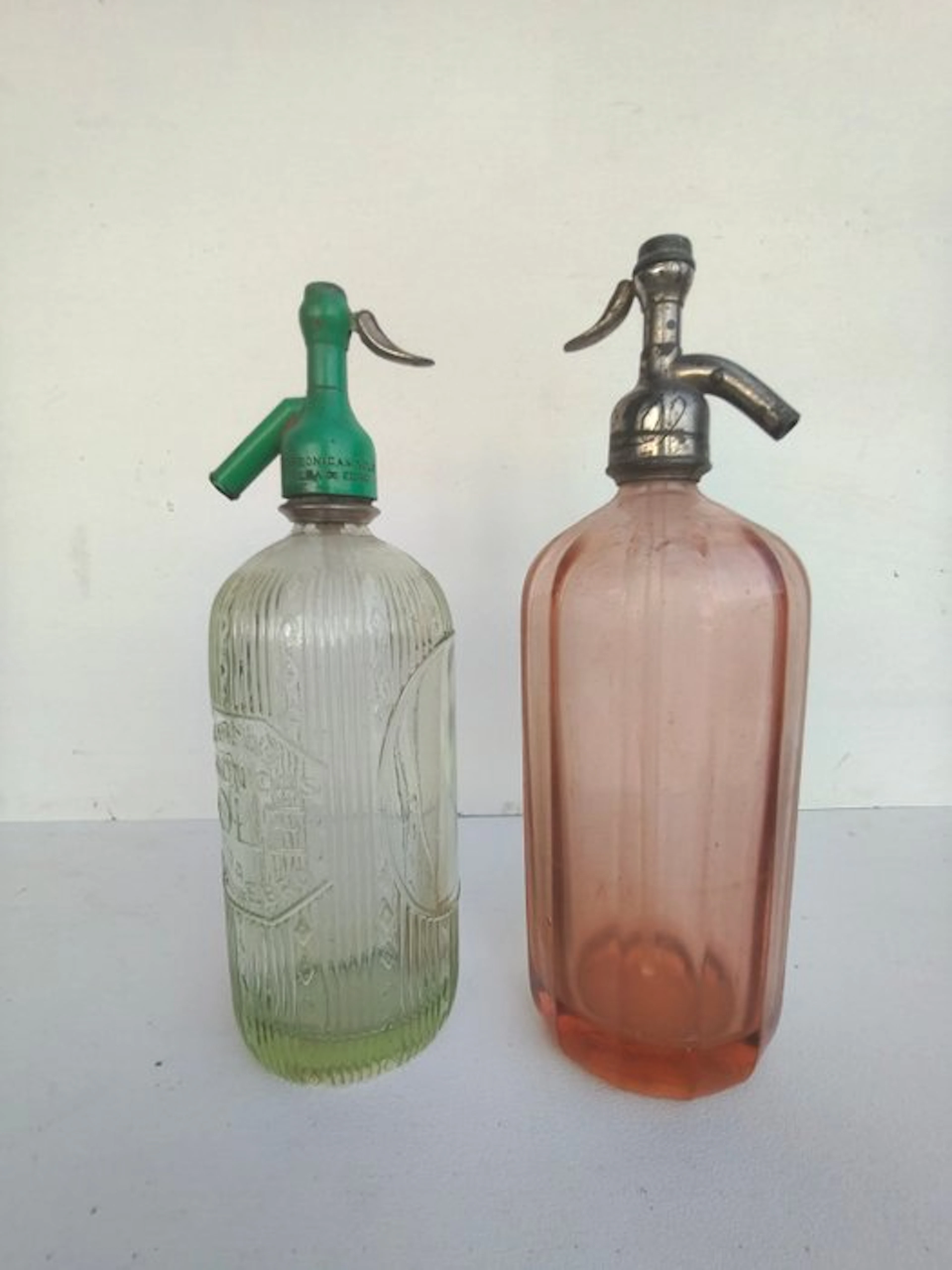 Siphon (2) - with reliefs