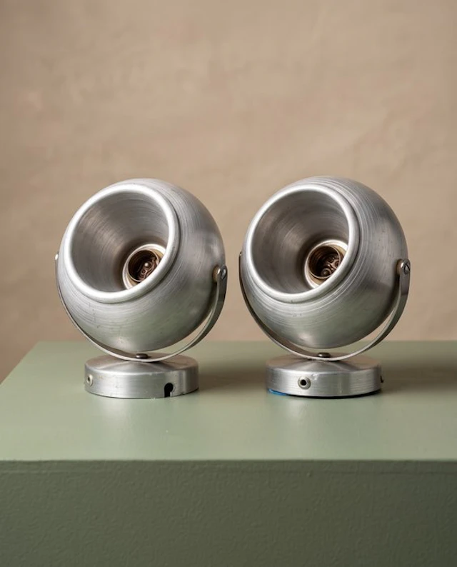 Paire d’appliques murales Eyeball Space Age – Aluminium...