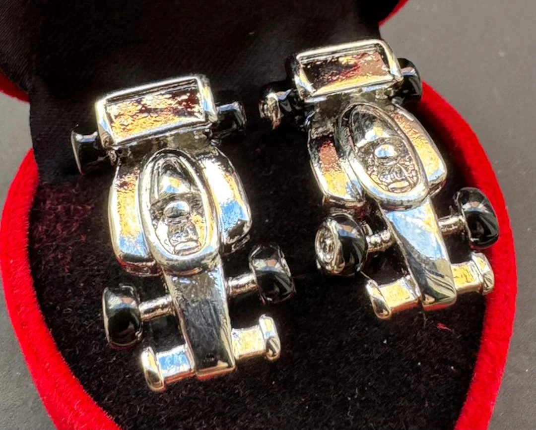 Modern Silver 925 Pair of F1 Car cufflinks - Cufflinks