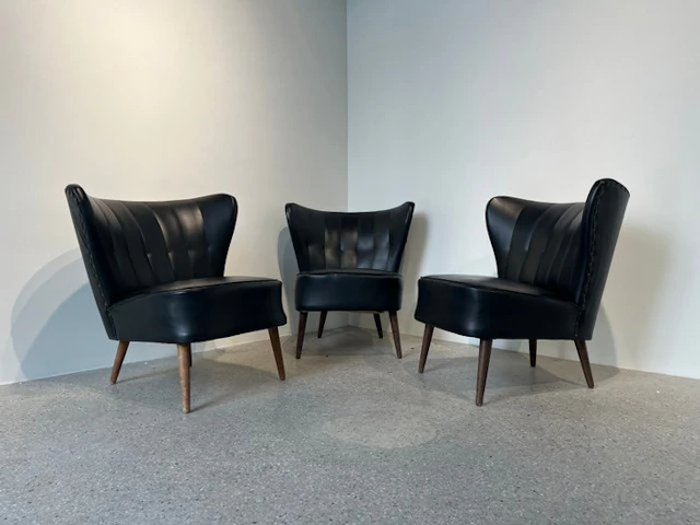 Sofa (3) - plastic, wood - Cocktail chairs - Vintage Wing-backed chairs