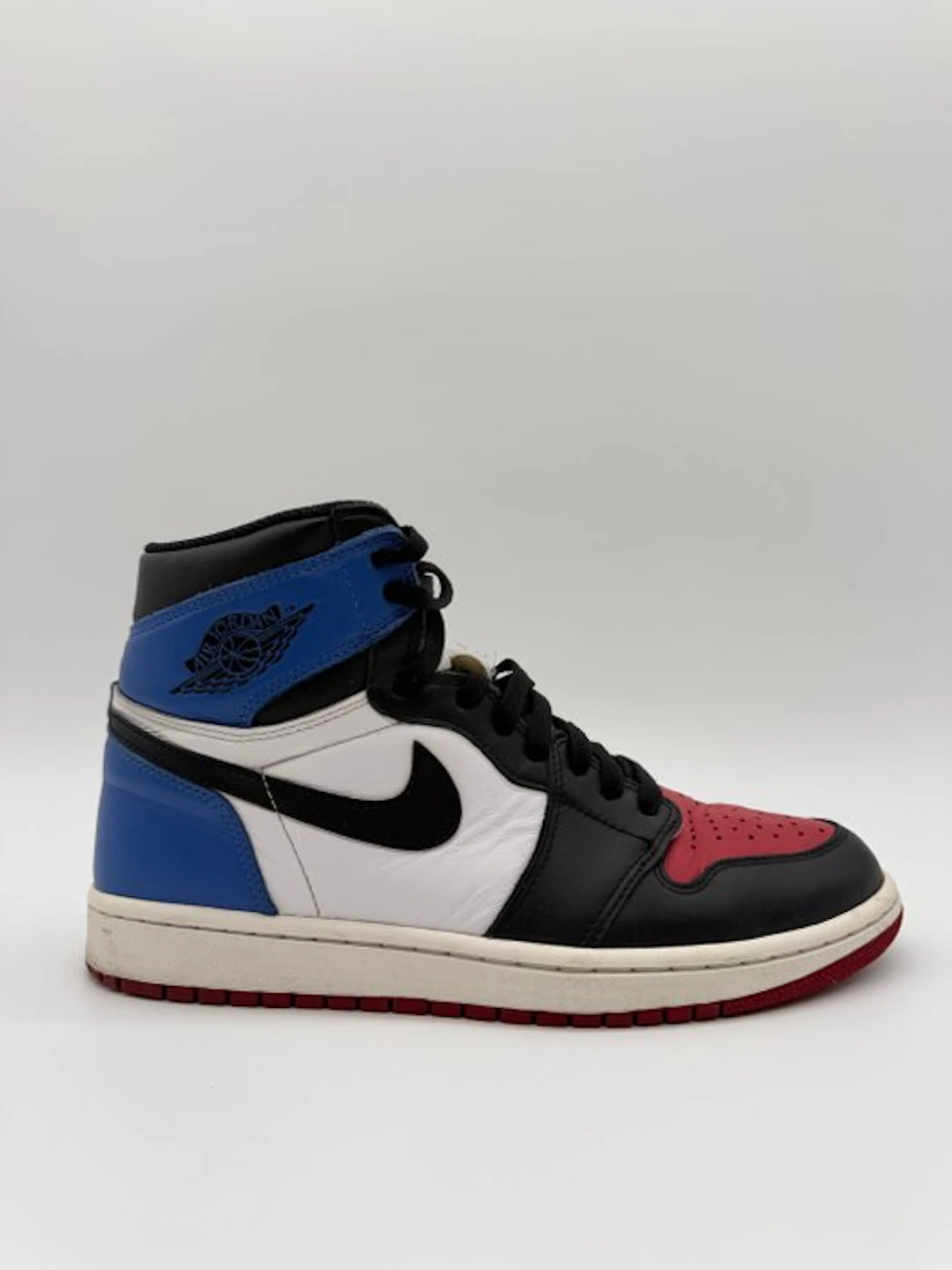 Nike - Jordan 1 Retro Top 3 - Sneakers - Size: EU 42.5
