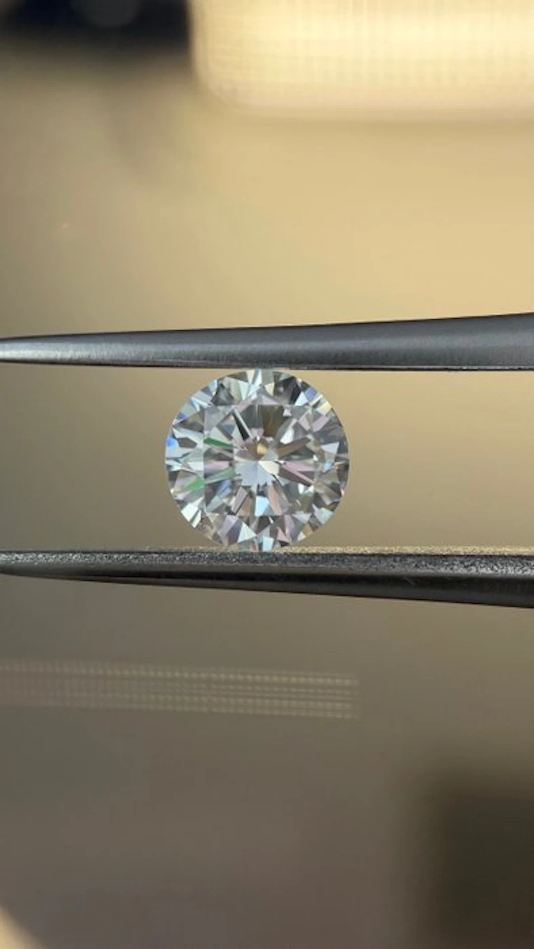 1 pcs Diamond (Natural) - 0.56 ct - Round - F - IF - HRD Antwerp