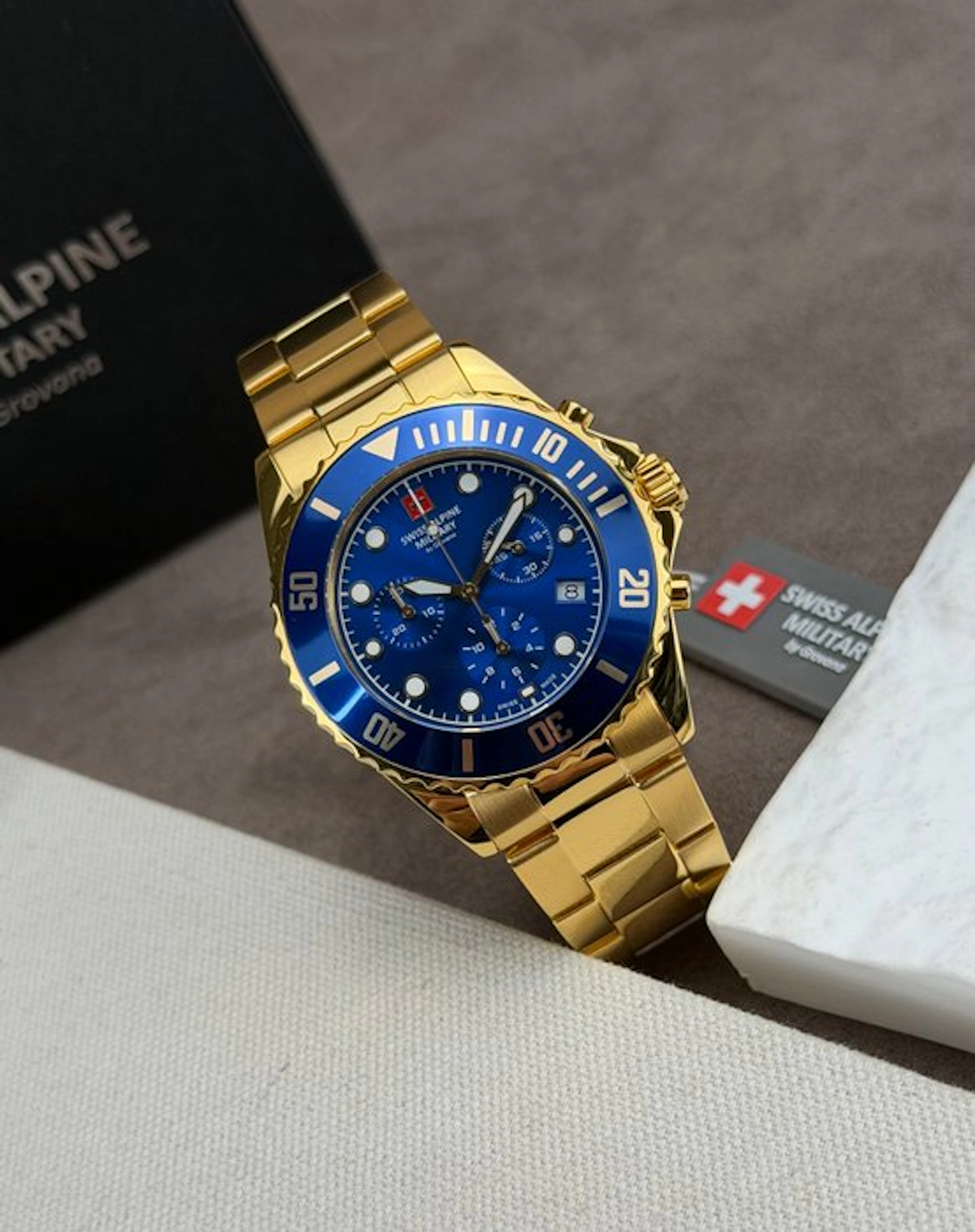 Swiss Alpine Military - Master Diver chronograph Date...