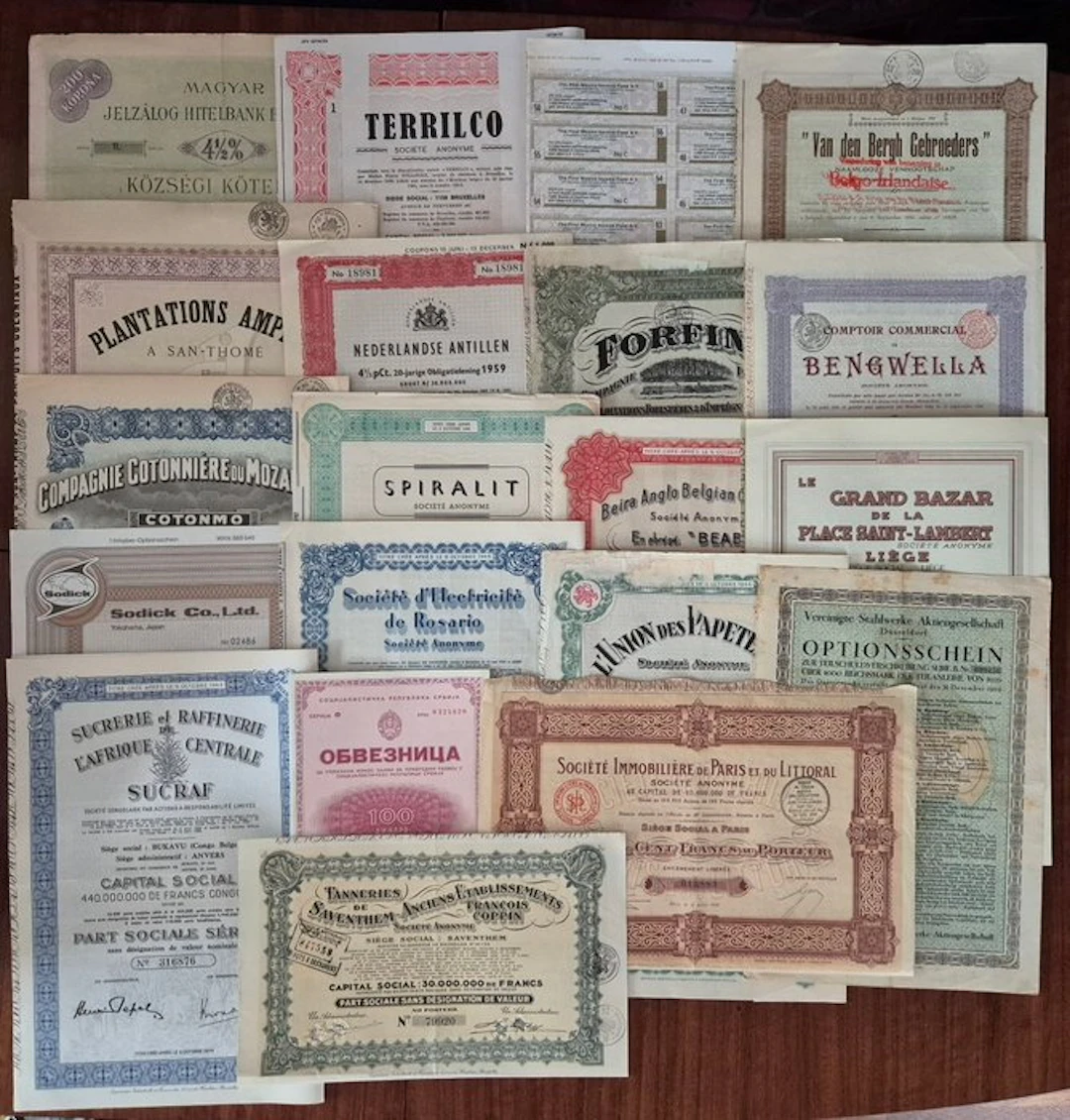 World. -collection world bond and shares (20 pieces) (No reserve price)