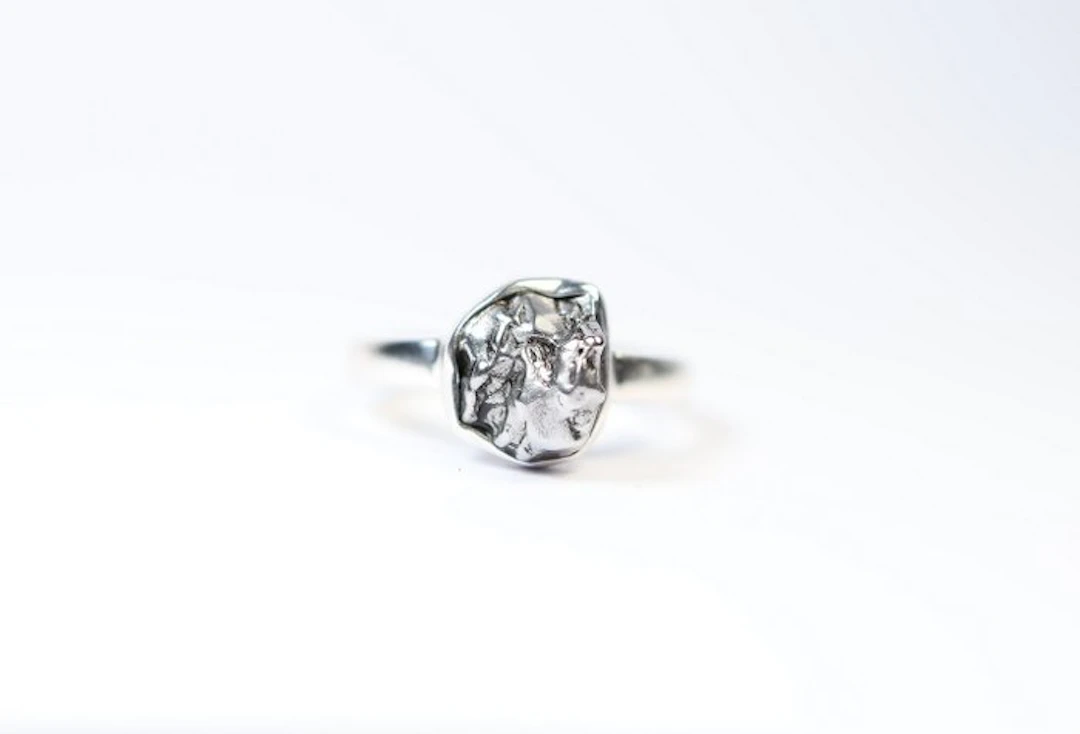 Meteorite Campo del Cielo ring / new 925. Sterling silver - 3.24 g - (1)