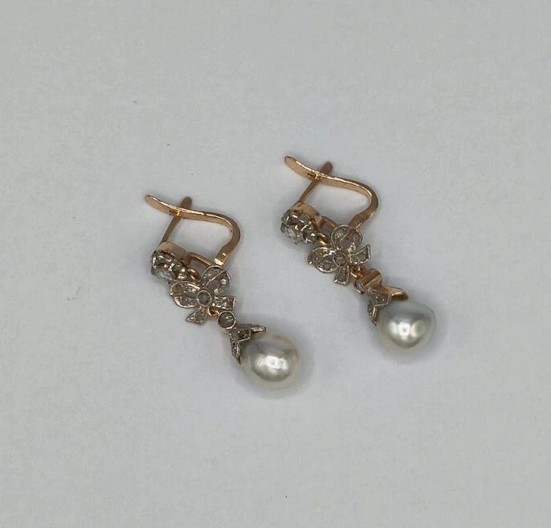 Earrings - 18 kt. Yellow gold, Platinum Pearl - Diamond