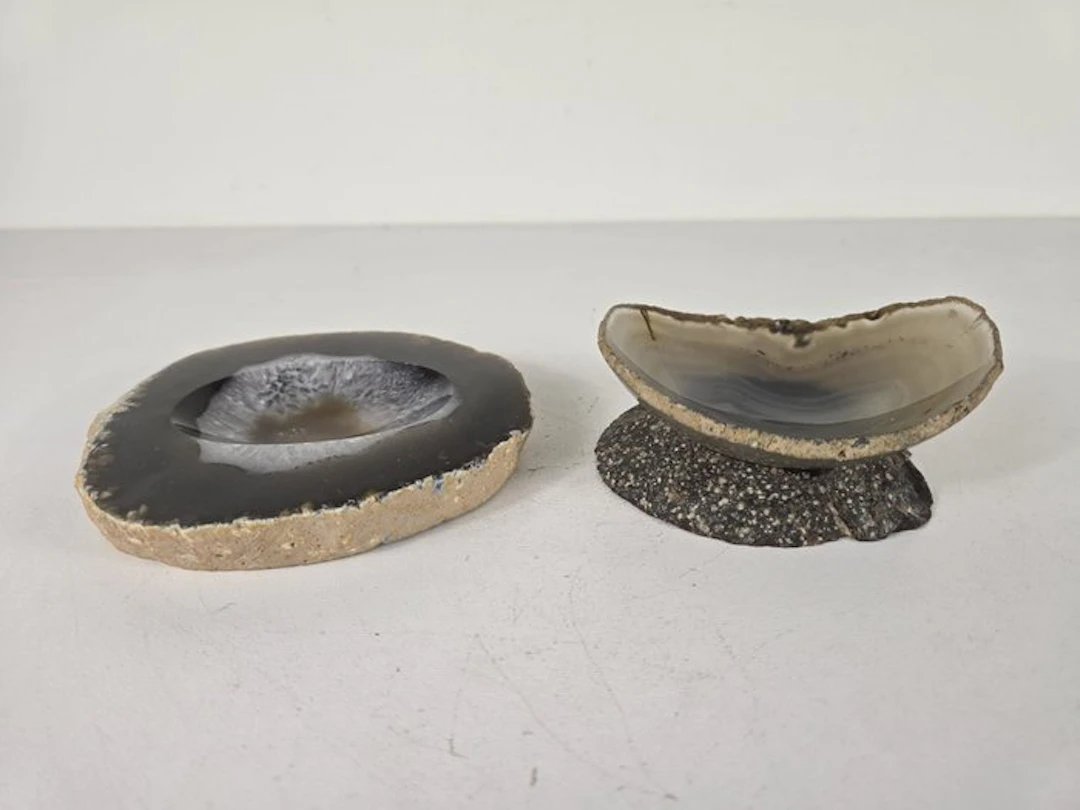 Platter - Agate - Two small bowls of agate.