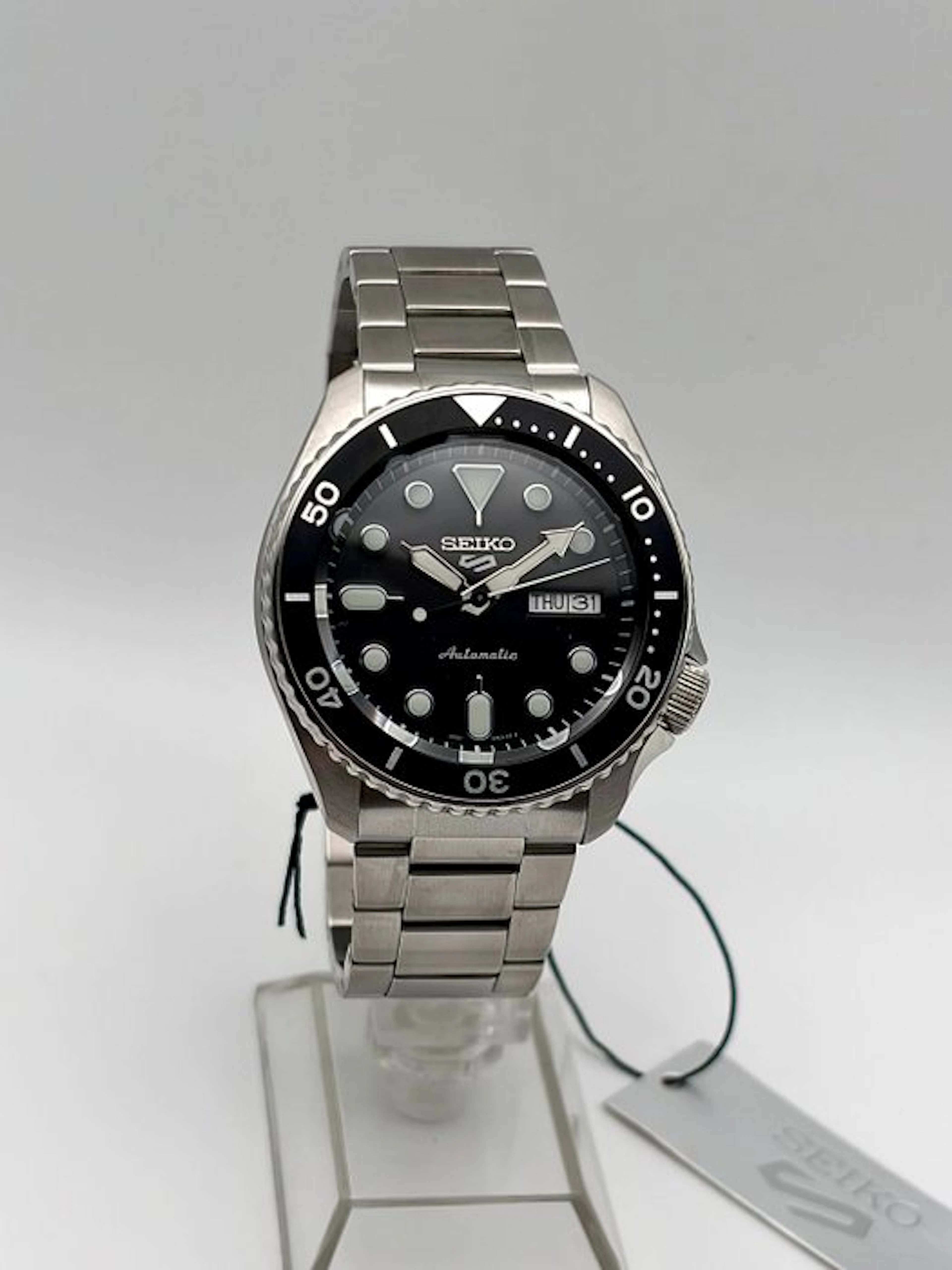 Seiko - Seiko 5 Sports SKX Style Black Dial - No reserve...