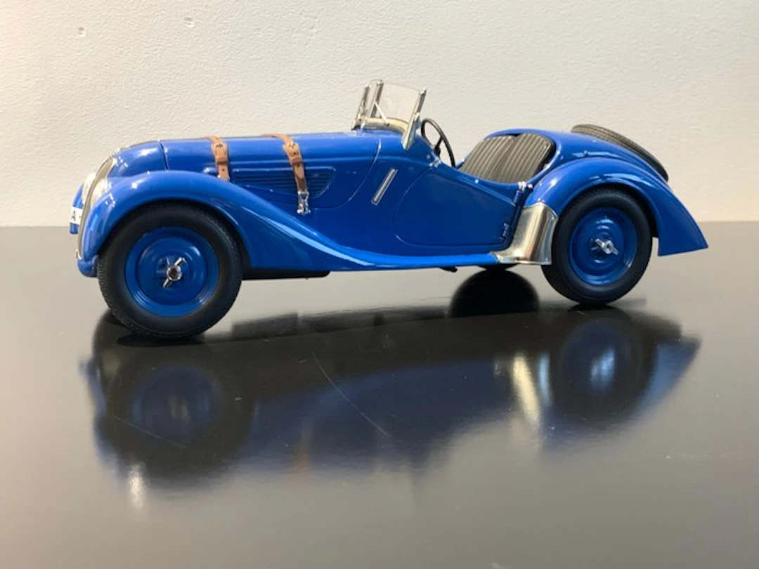 Autoart 1:18 - Model sports car - BMW 328 Roadster - 1338