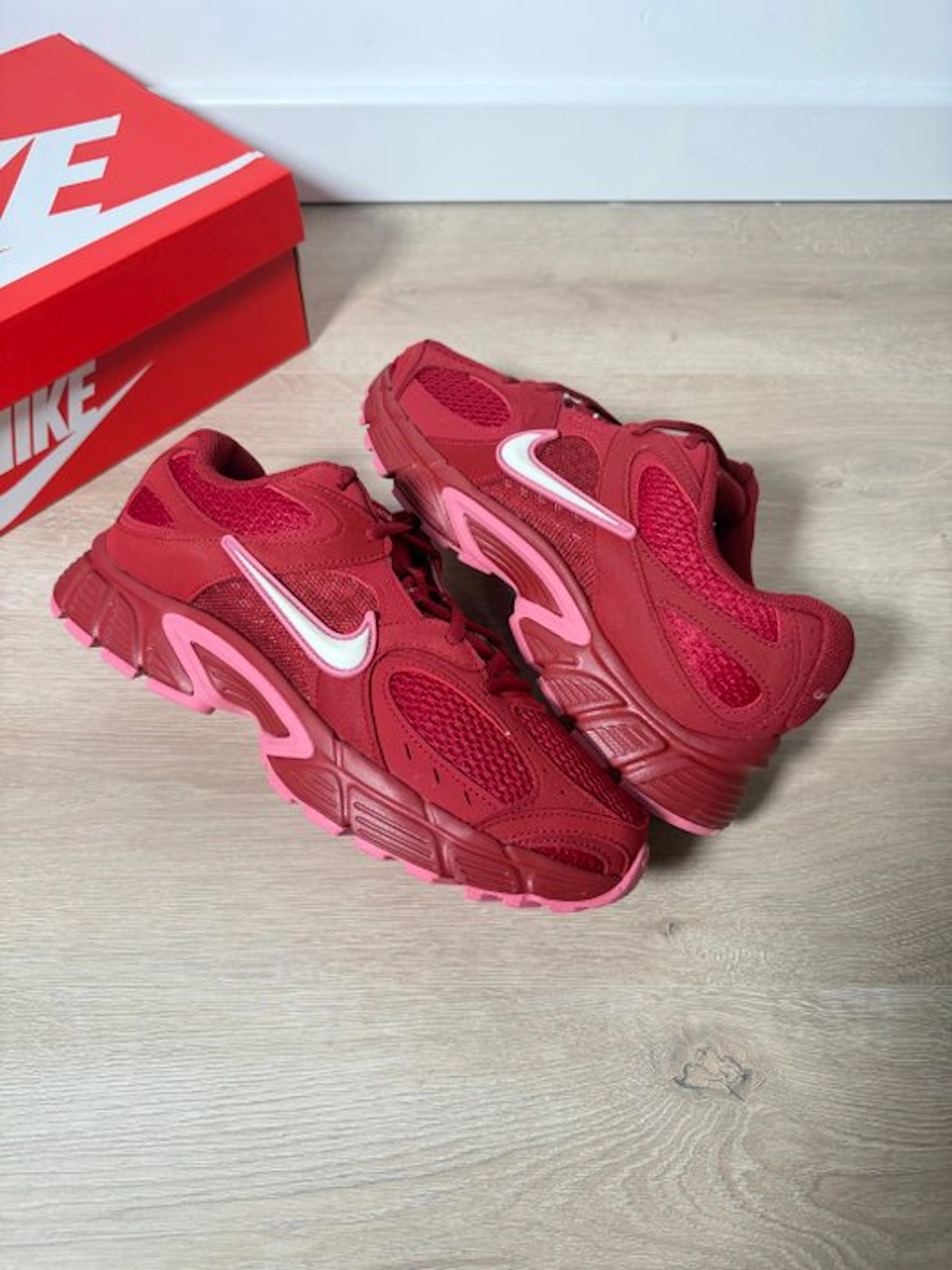 Nike - Sneakers - Size: EU 42.5 - New with tags