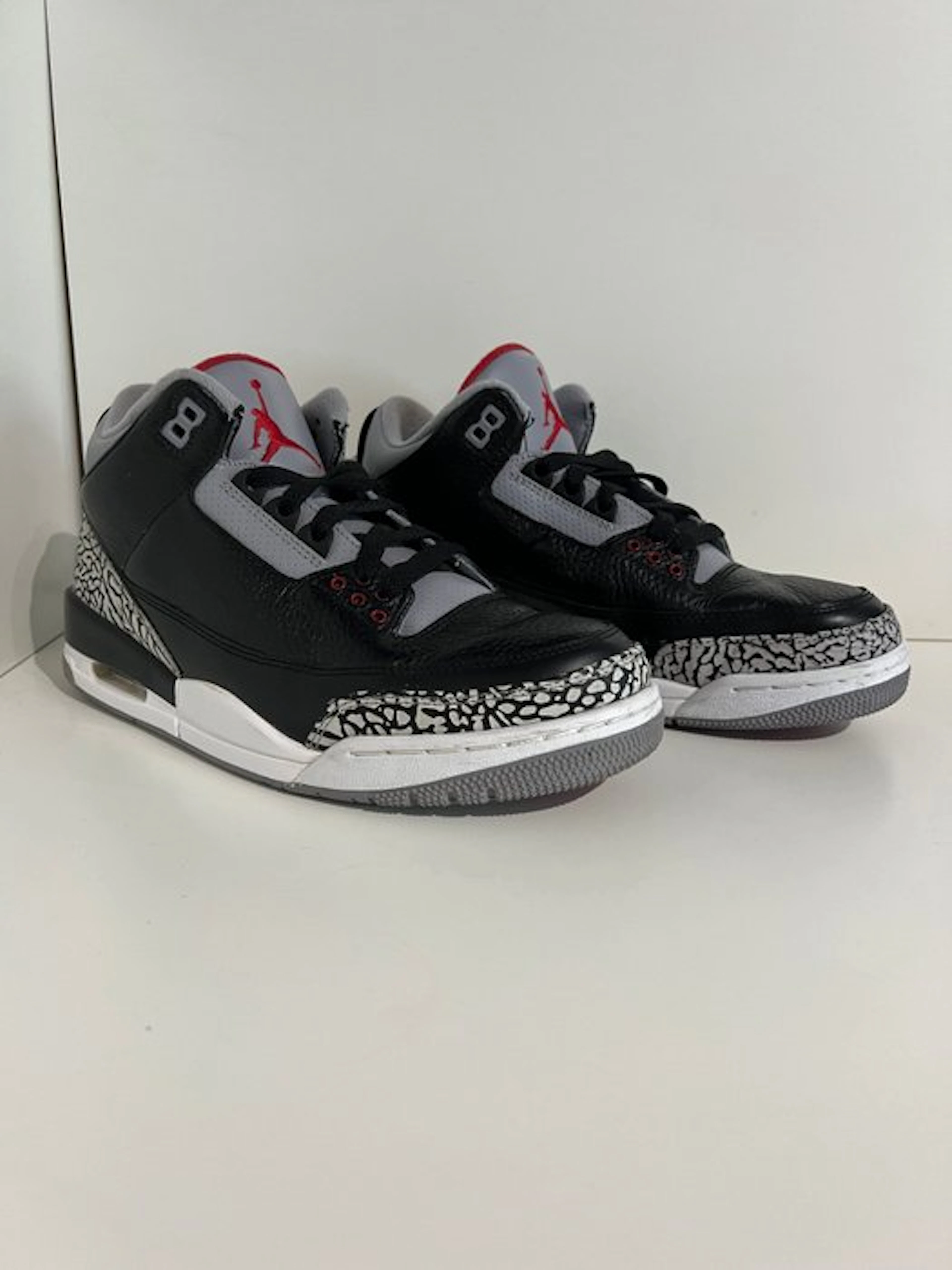 Nike - Air Jordan 3 - Sneakers - Size: EU 41