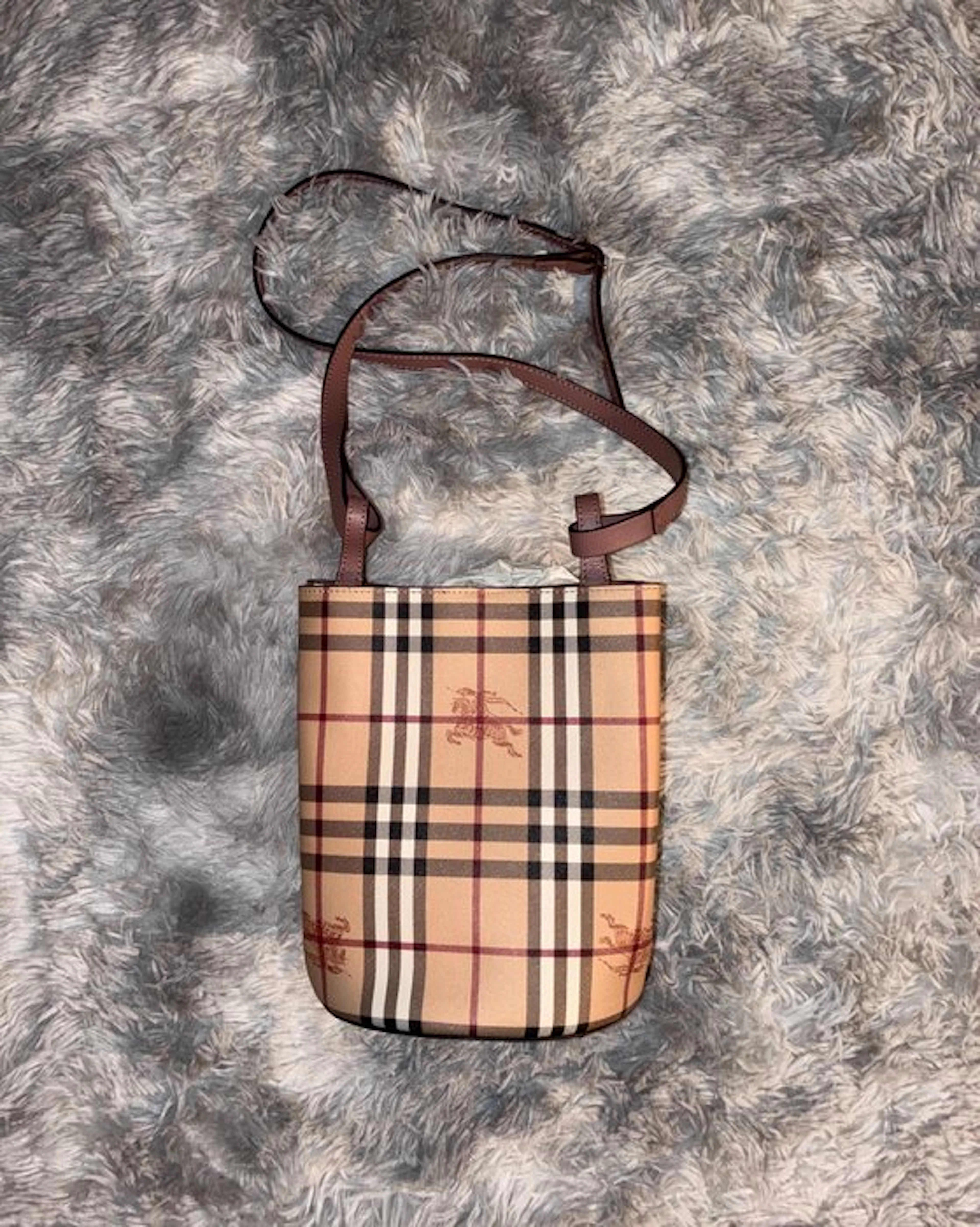 Burberry - Shoulder bag
