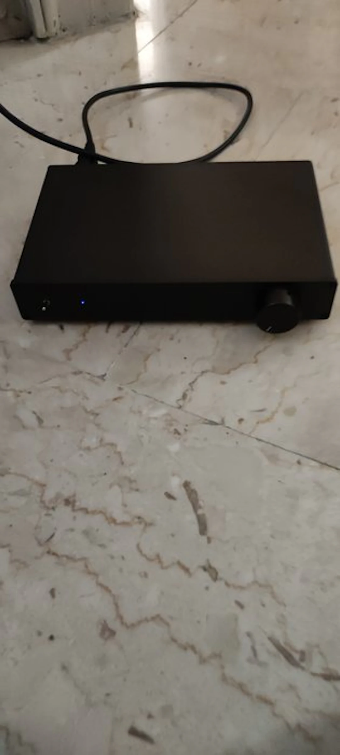 MoFi Acoustics - C3850 Fully Balanced Line-Stage Stereo Solid state