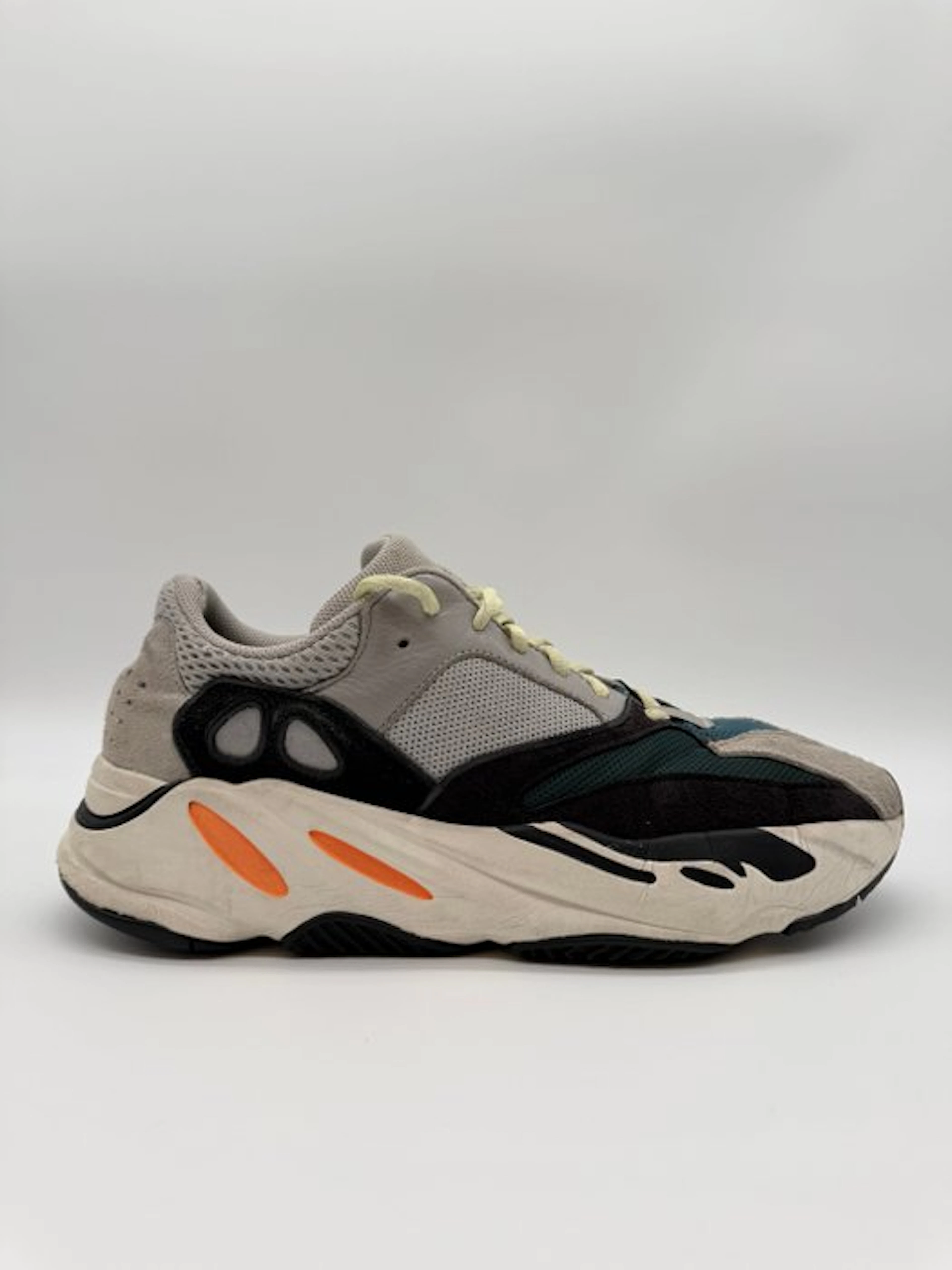 Yeezy X Adidas - Yeezy Boost 700 V1 Waverunner - Sneakers - Size: EU 45