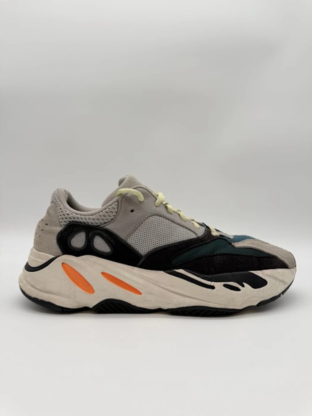 Yeezy X Adidas - Yeezy Boost 700 V1 Waverunner - Sneakers - Size: EU 45