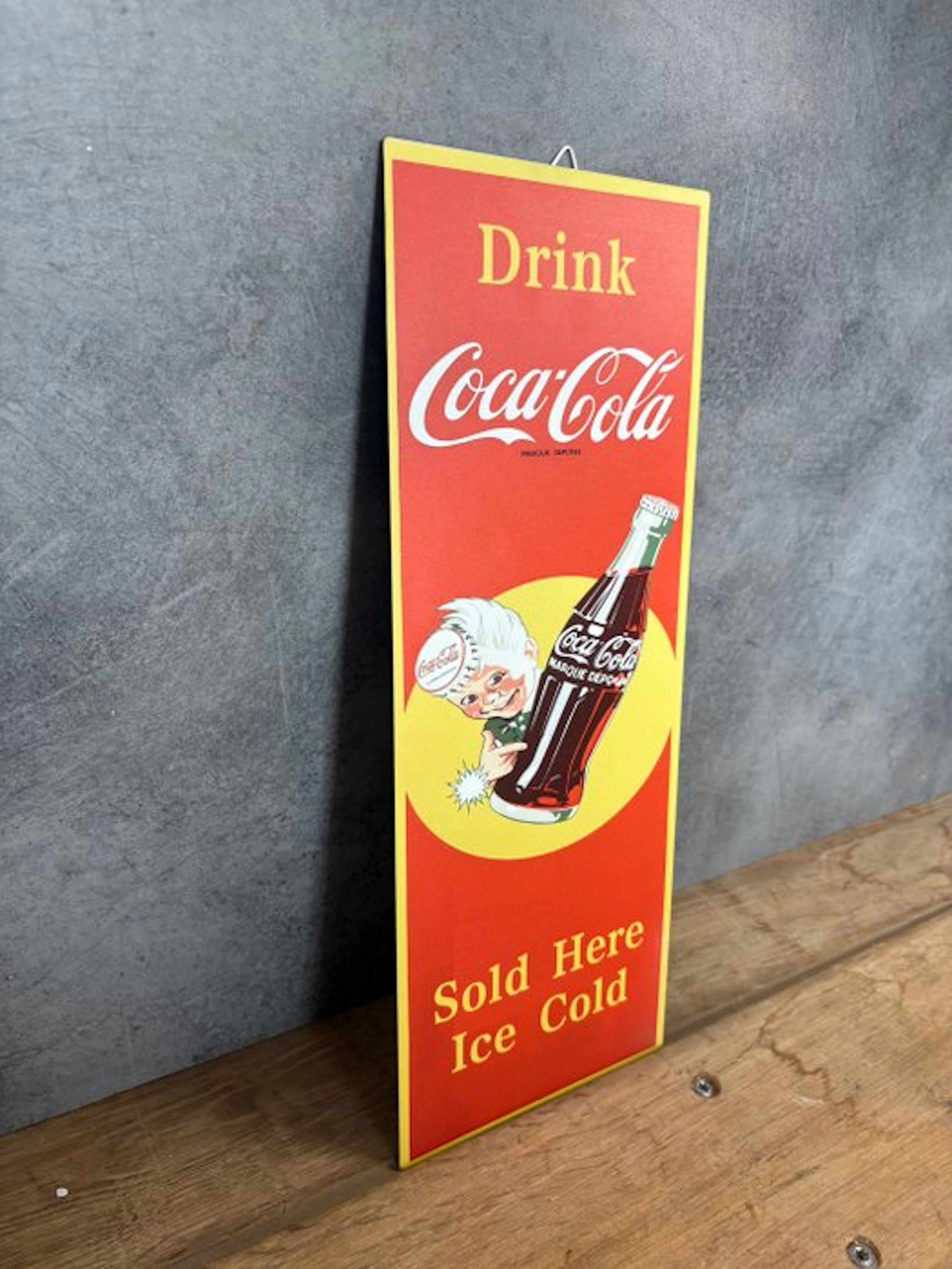 Magnificent Coca-Cola emblem - Metal plaque - 40 cm x 15 cm - Sign - Steel