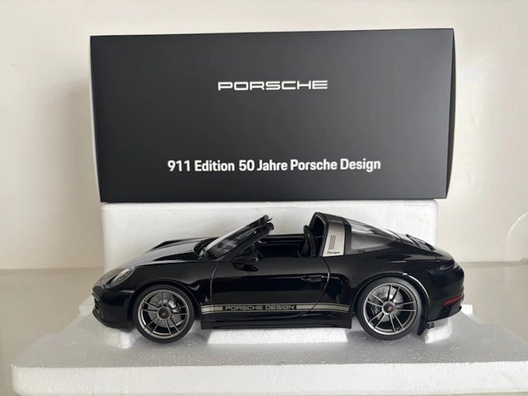 MiniChamps 1:18 - Model coupé - Porsche 911 (992) Targa 4...