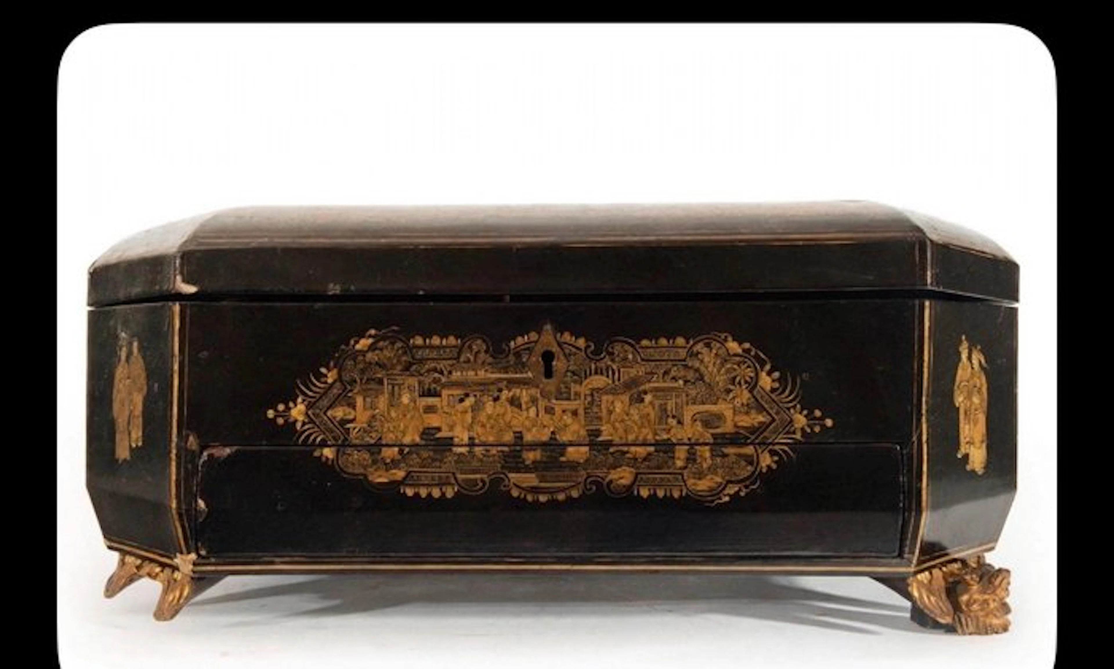 Sewing box - Wood - China, 19th-century Qing period