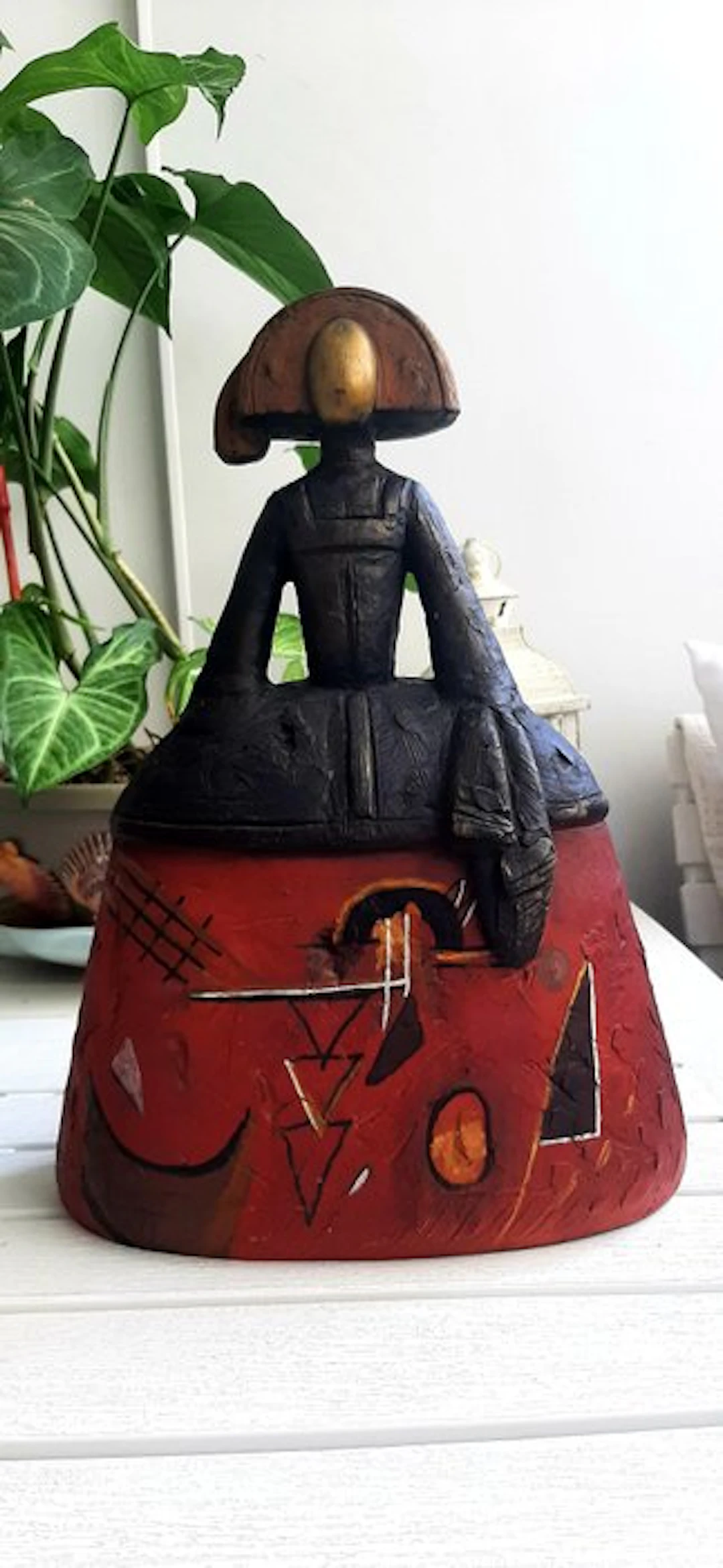 Sculpture, Menina de Velazquez - 32 cm - Black calcite