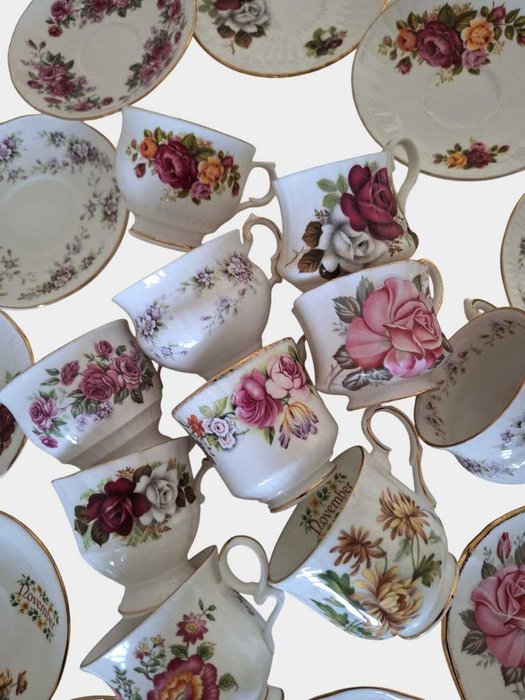 Royal Windsor, Rosina, Elizabethan - Cup and saucer (20) - Porcelain