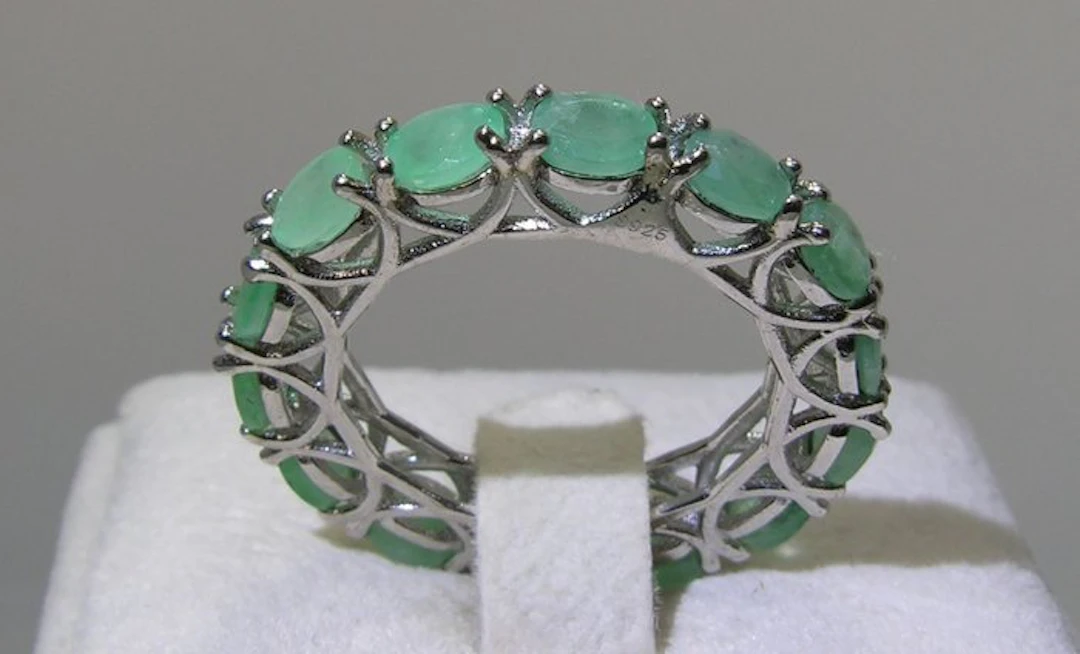 Emerald ring - Height: 29.4 mm - Width: 4.1 mm- 4.7 g - (1)