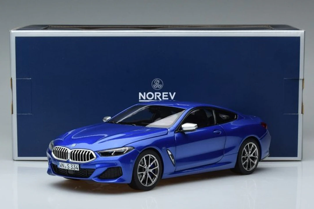Norev 1:18 - Model car - BMW 8 Series