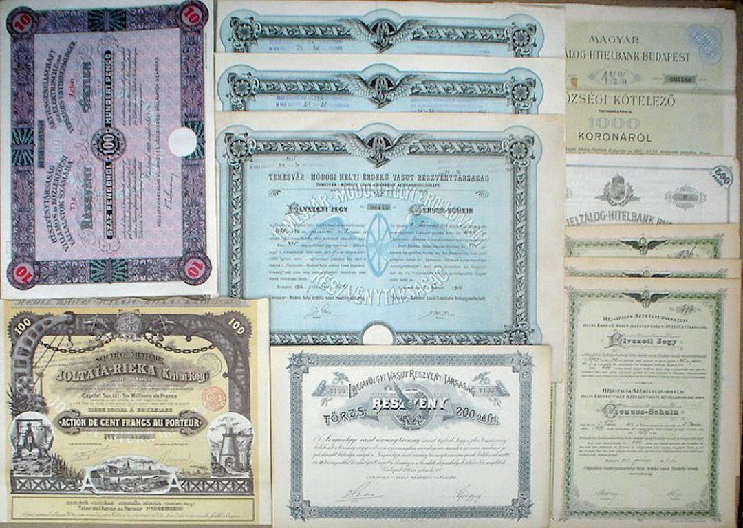 Hungary. 20 x Hungarian Bonds + Stocks