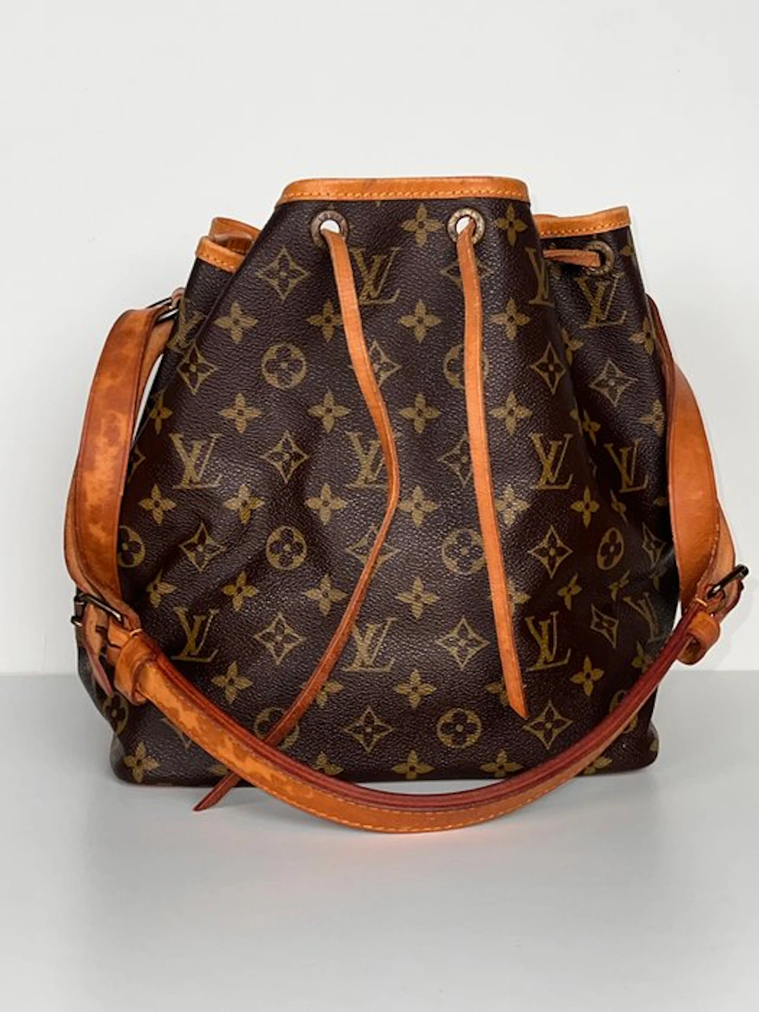 Louis Vuitton - Petit Noe - Handbag