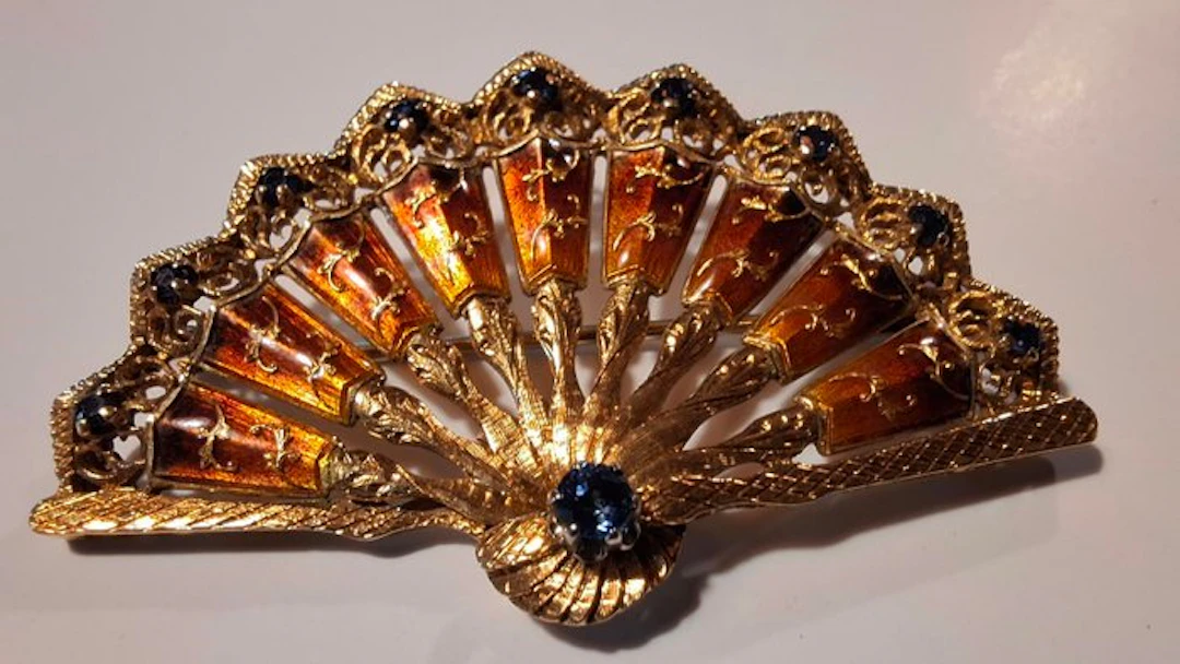 Brooch - 18 kt