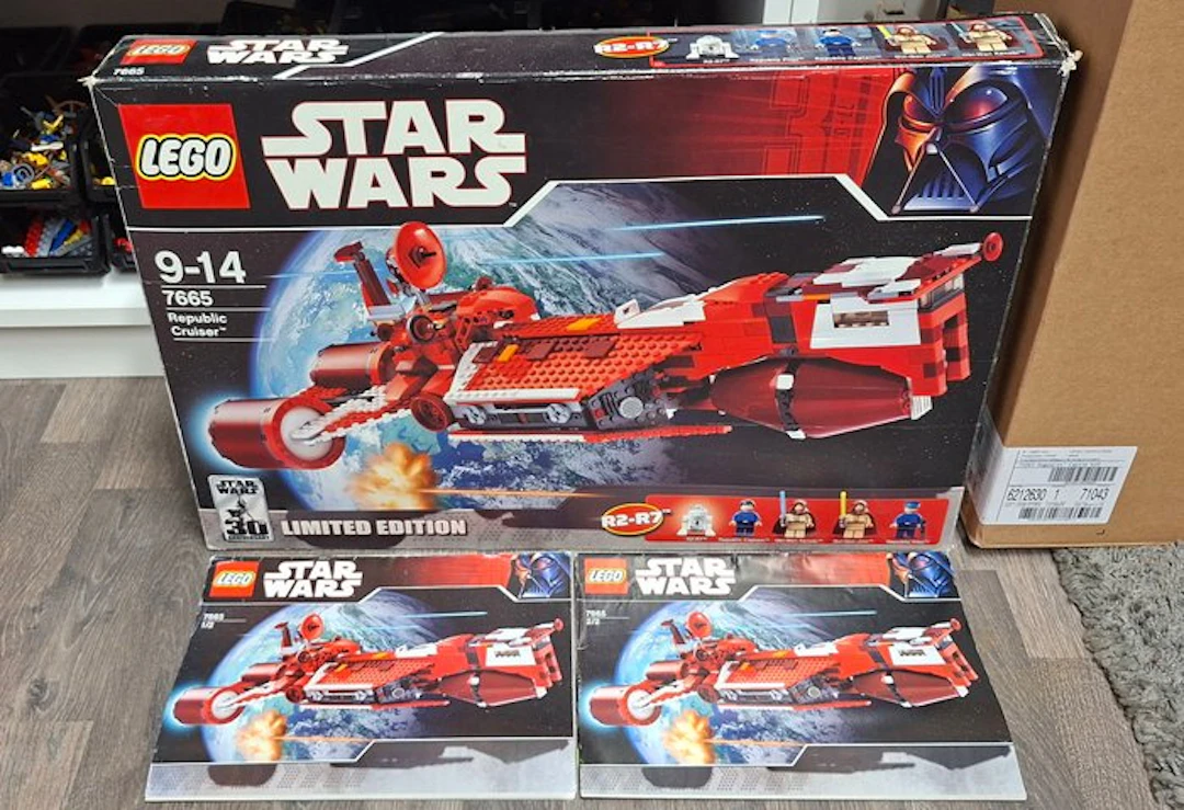 LEGO Set - 7665 - Star Wars - Republic Cruiser