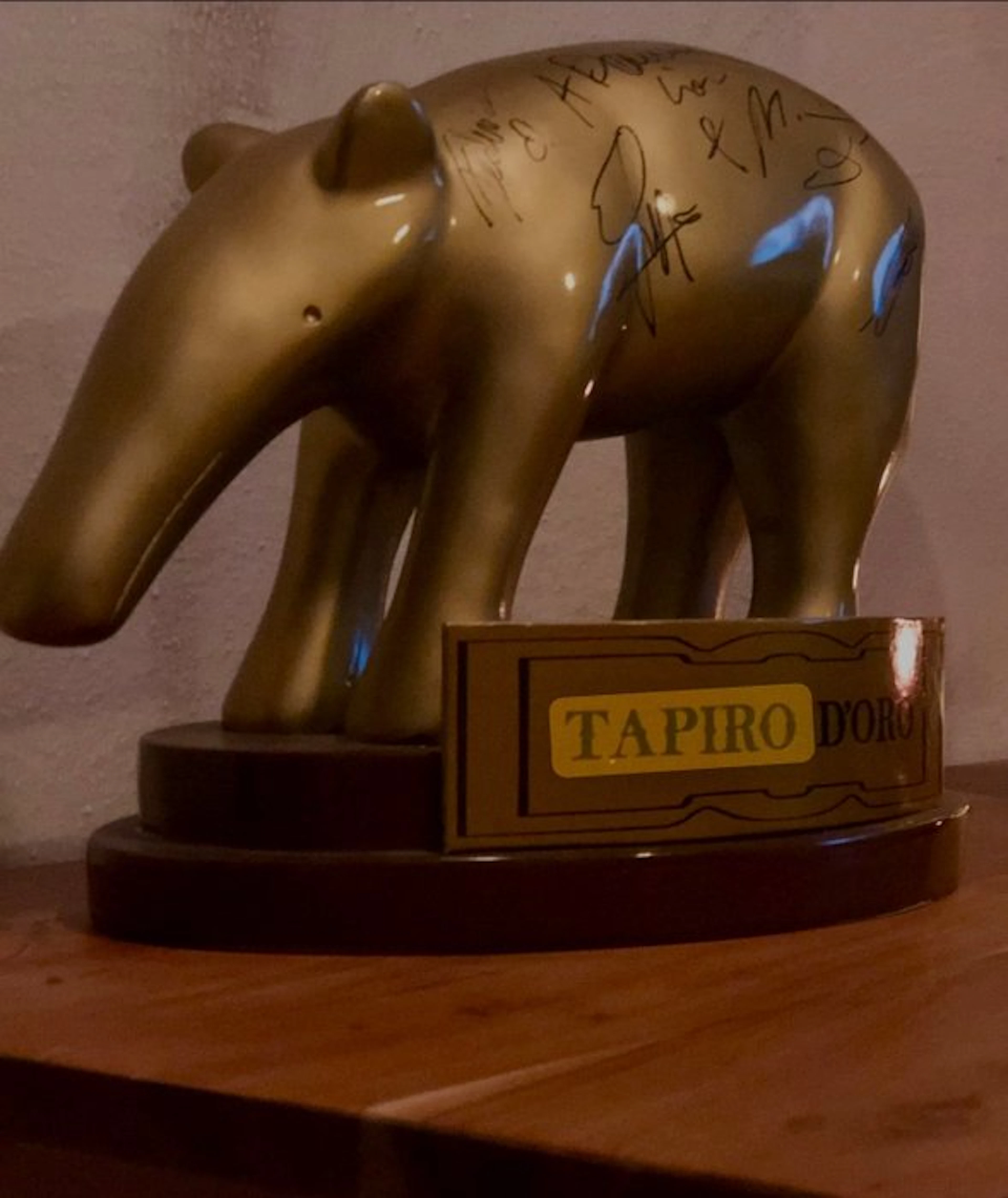 The Golden Tapir (Tapiro D'Oro) - Original Italian Award...