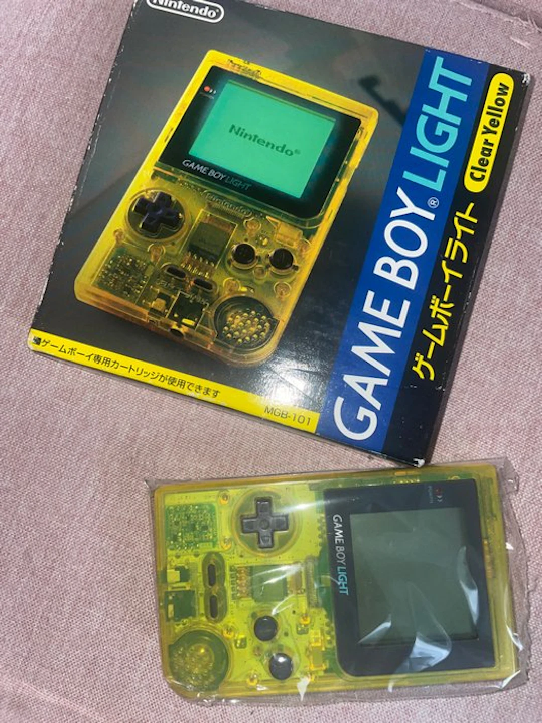 Nintendo - Game Boy Light - Game Boy Light Clear Yellow...
