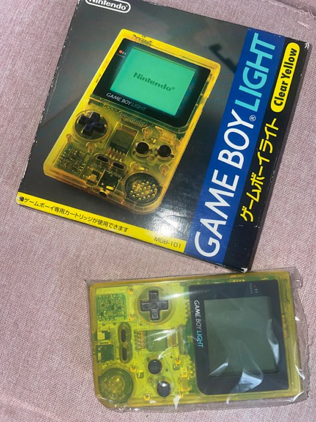 Nintendo - Game Boy Light - Game Boy Light Clear Yellow...