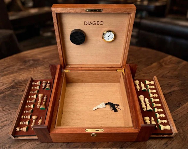 Chess set - with a humidifier and hygrometer for cigars
