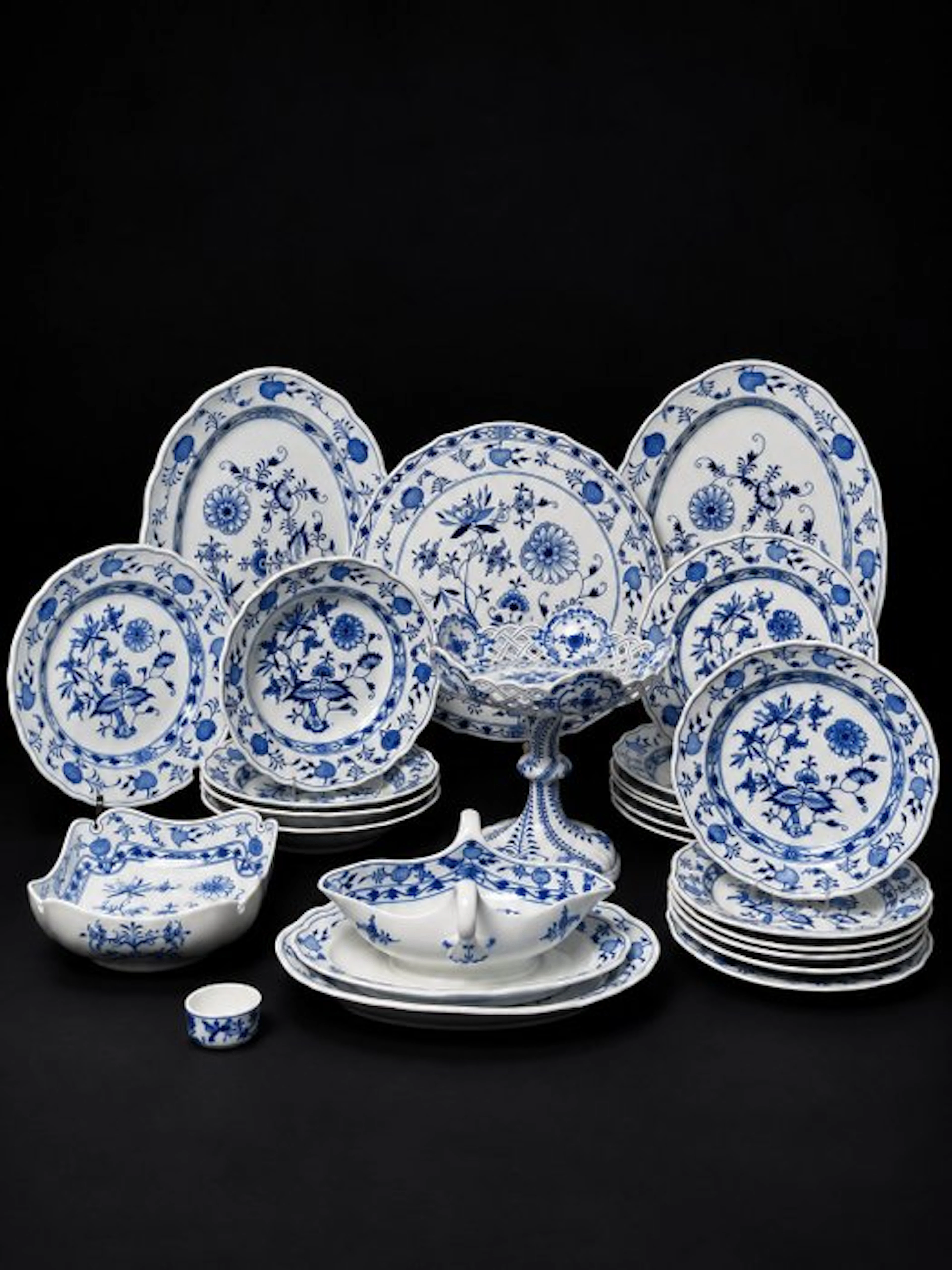 Meissen - Cipolla blu - Servizio da tavola 25 pezzi - XIX...