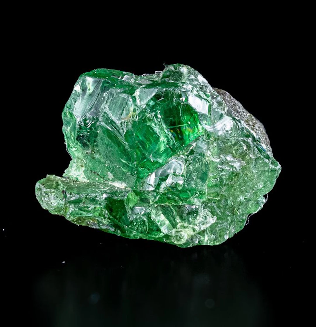 RAREST Tsavorite Crystal - Intense Green TOP QUALITY...