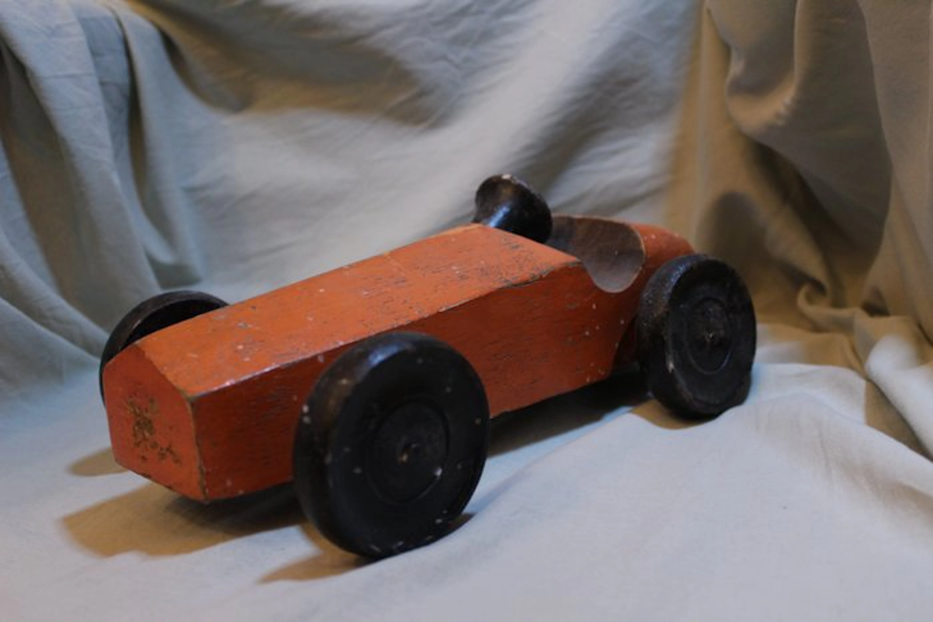 Voiture de course ancienne en bois peint - Toy car - 1930-1940 - Europe
