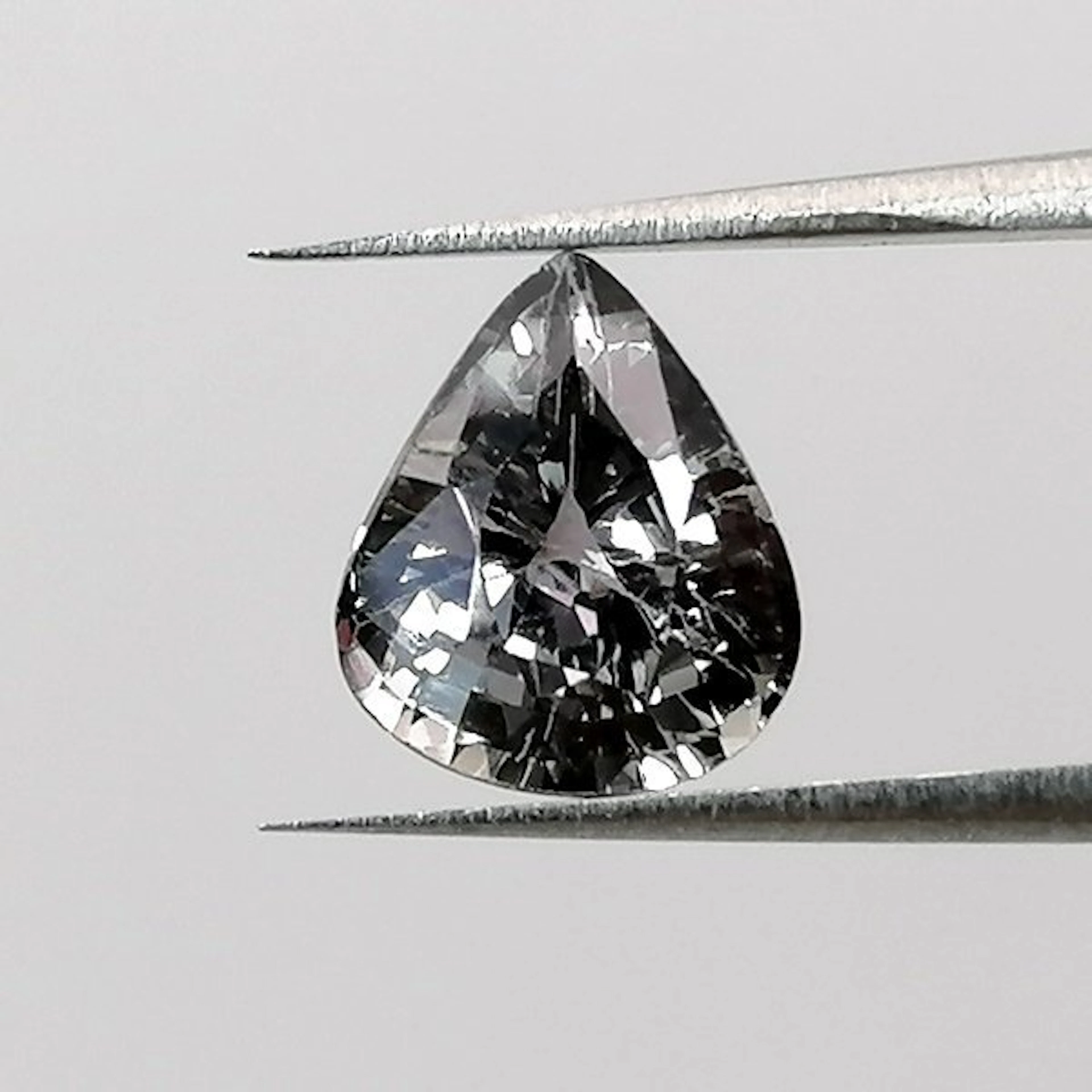 Sapphire - 1.04 ct - Instituto Gemólogico Español (IGE) - Sri Lanka