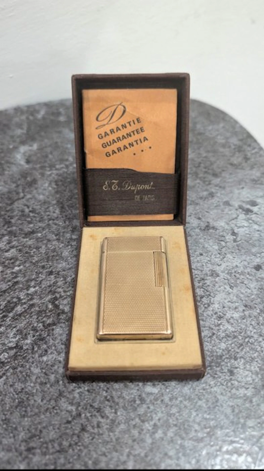 S.T. Dupont - Lighter - Gold plated