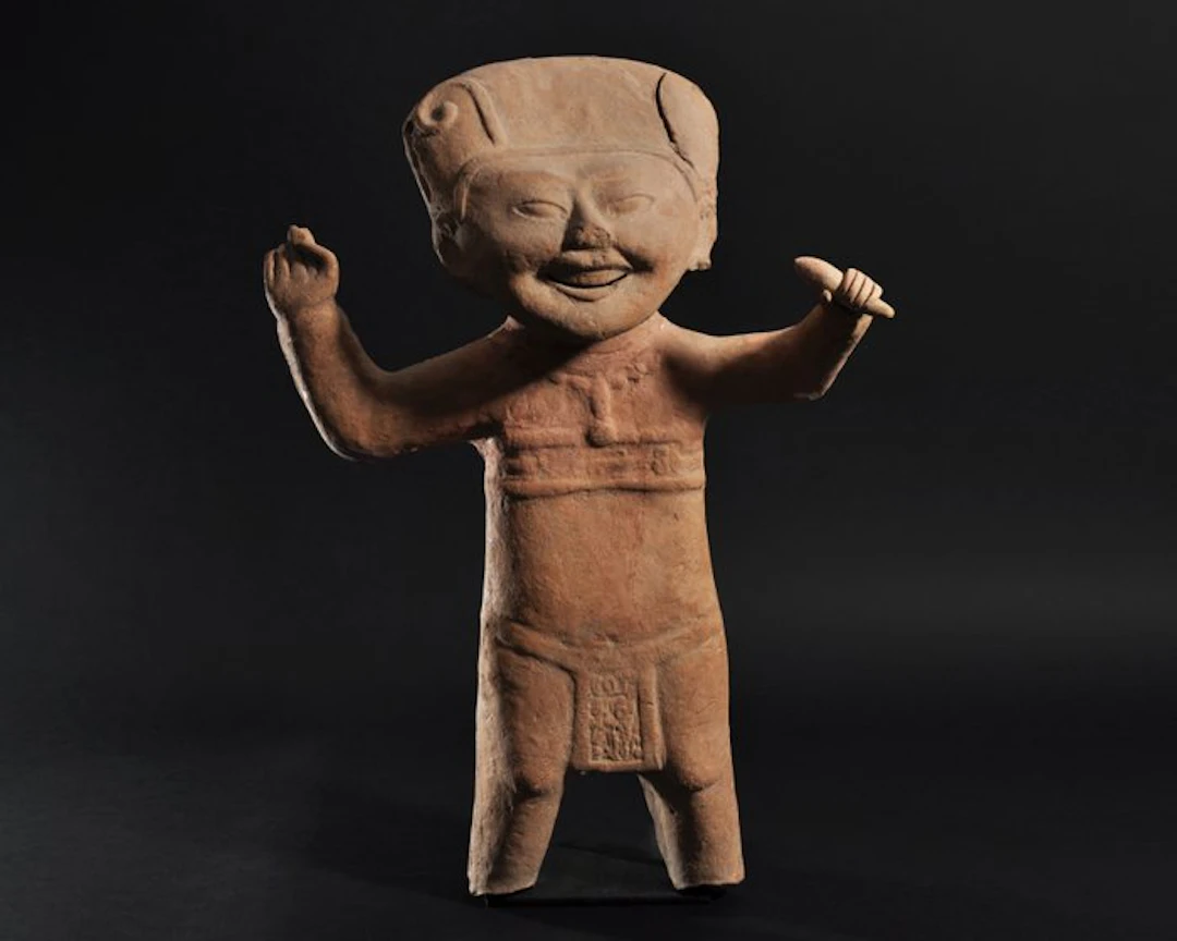 Veracruz Pottery Smiling Figure. TL Tested. Spanish Import License. - 43.8 cm