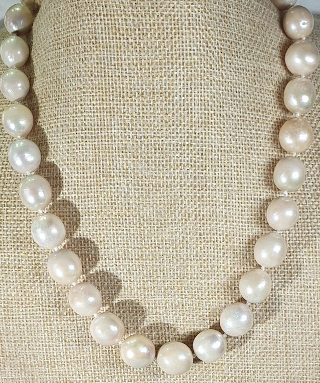 Natural Freshwater Pearls Golden Reflections - GIGANTES...
