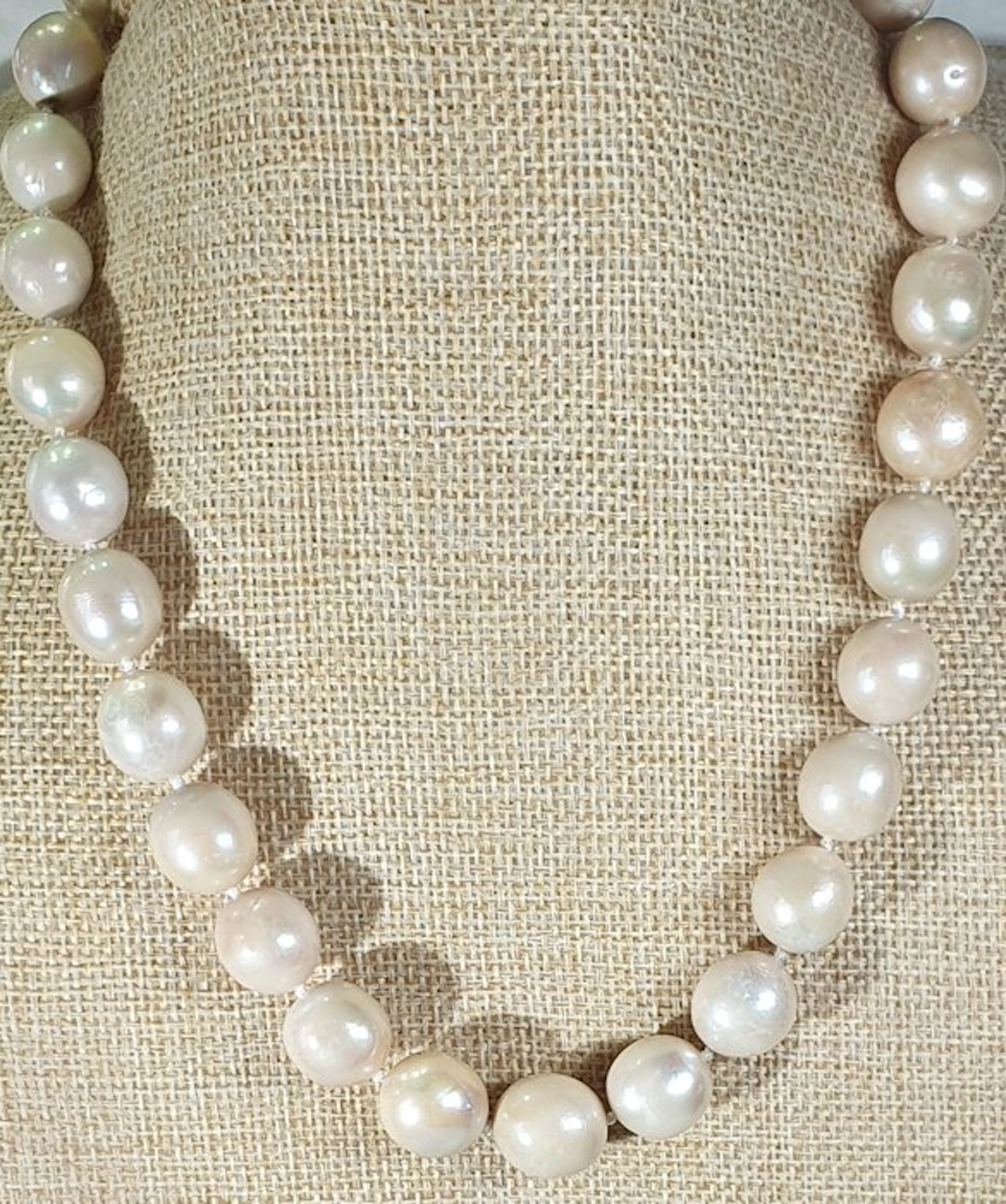 Natural Freshwater Pearls Golden Reflections - GIGANTES...