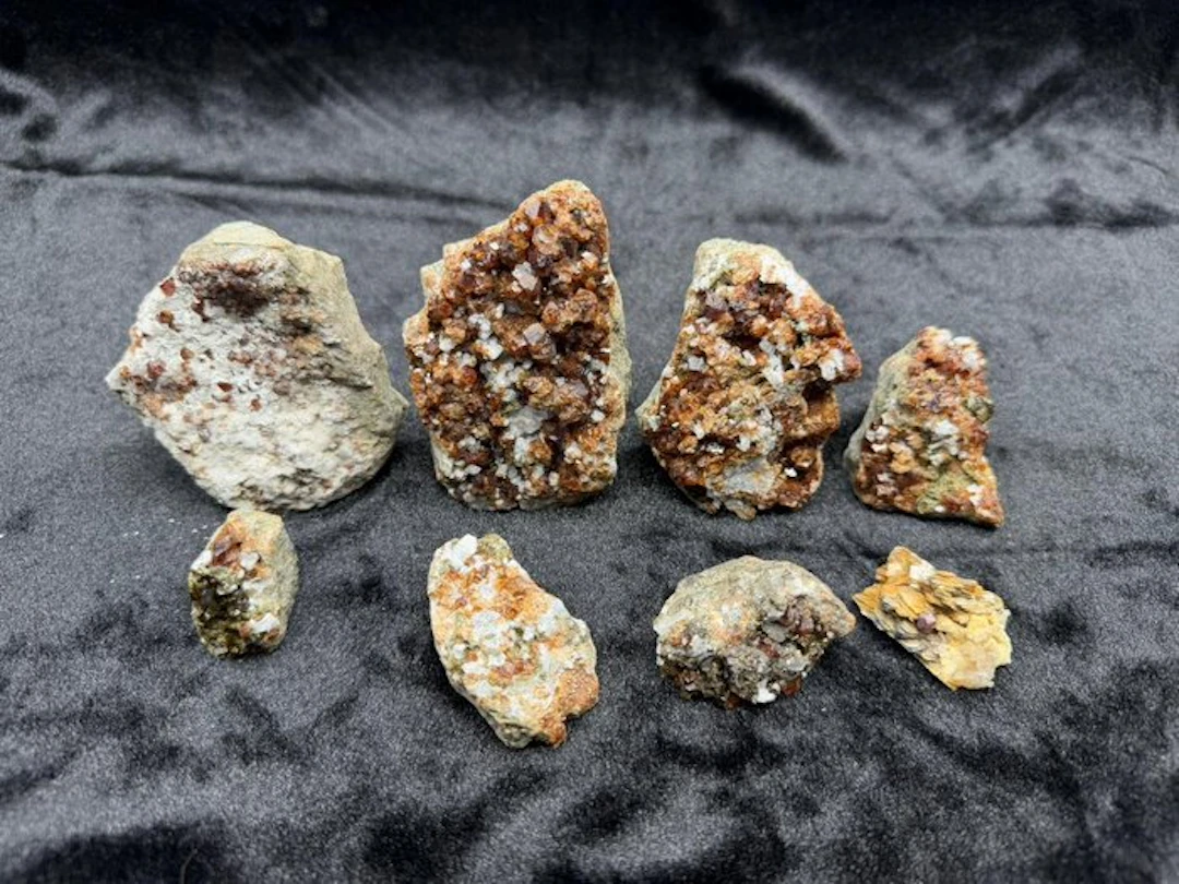 Exceptional Natural Lot Garnet Crystal Cluster Matrix Specimen- 926 g - (8)