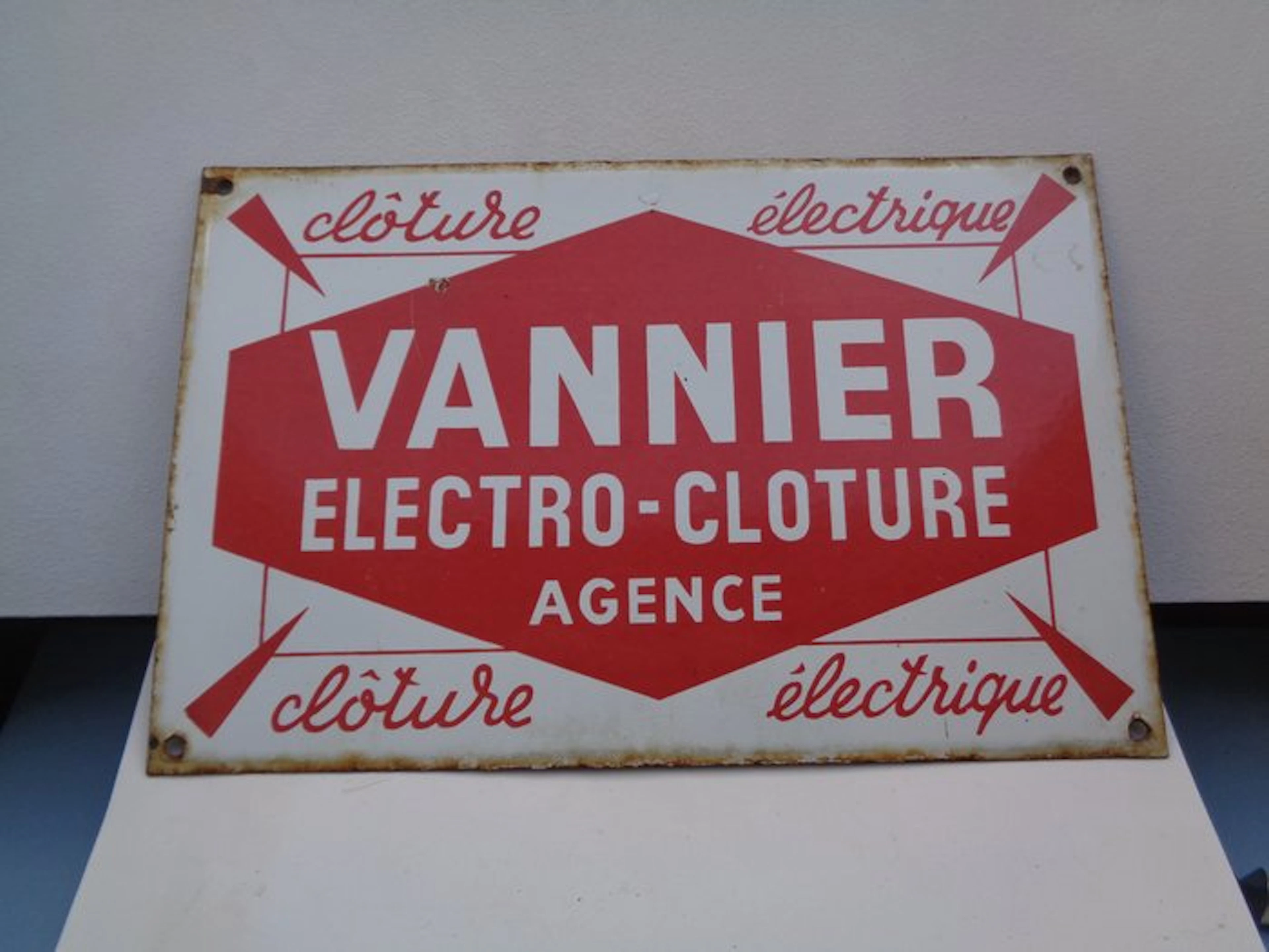 Vannier Electro-Cloture - Electric Fence - Enamel plate - Enamel