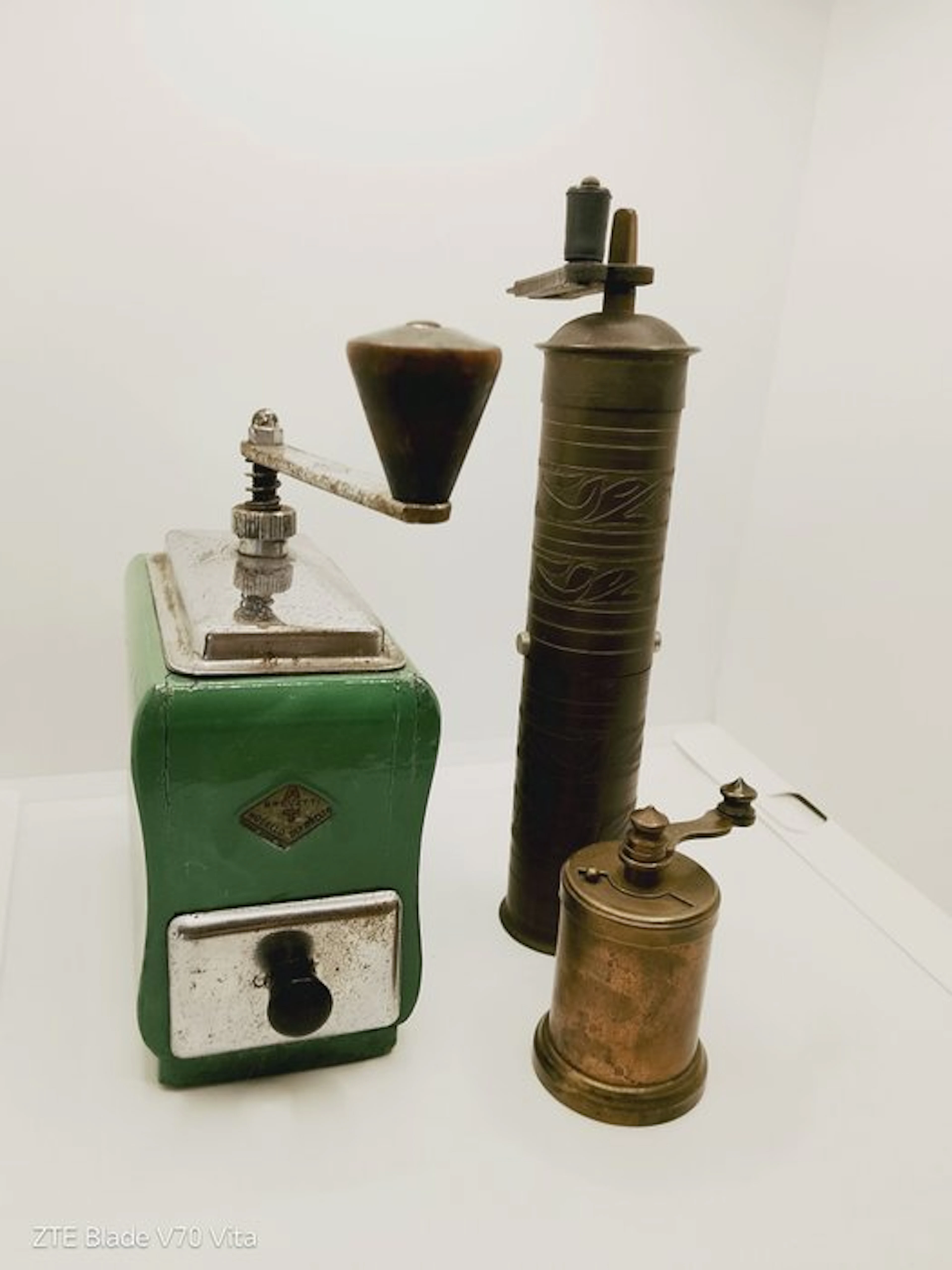 Brevetti Modello Depositato - Coffee grinder (3) - Metal