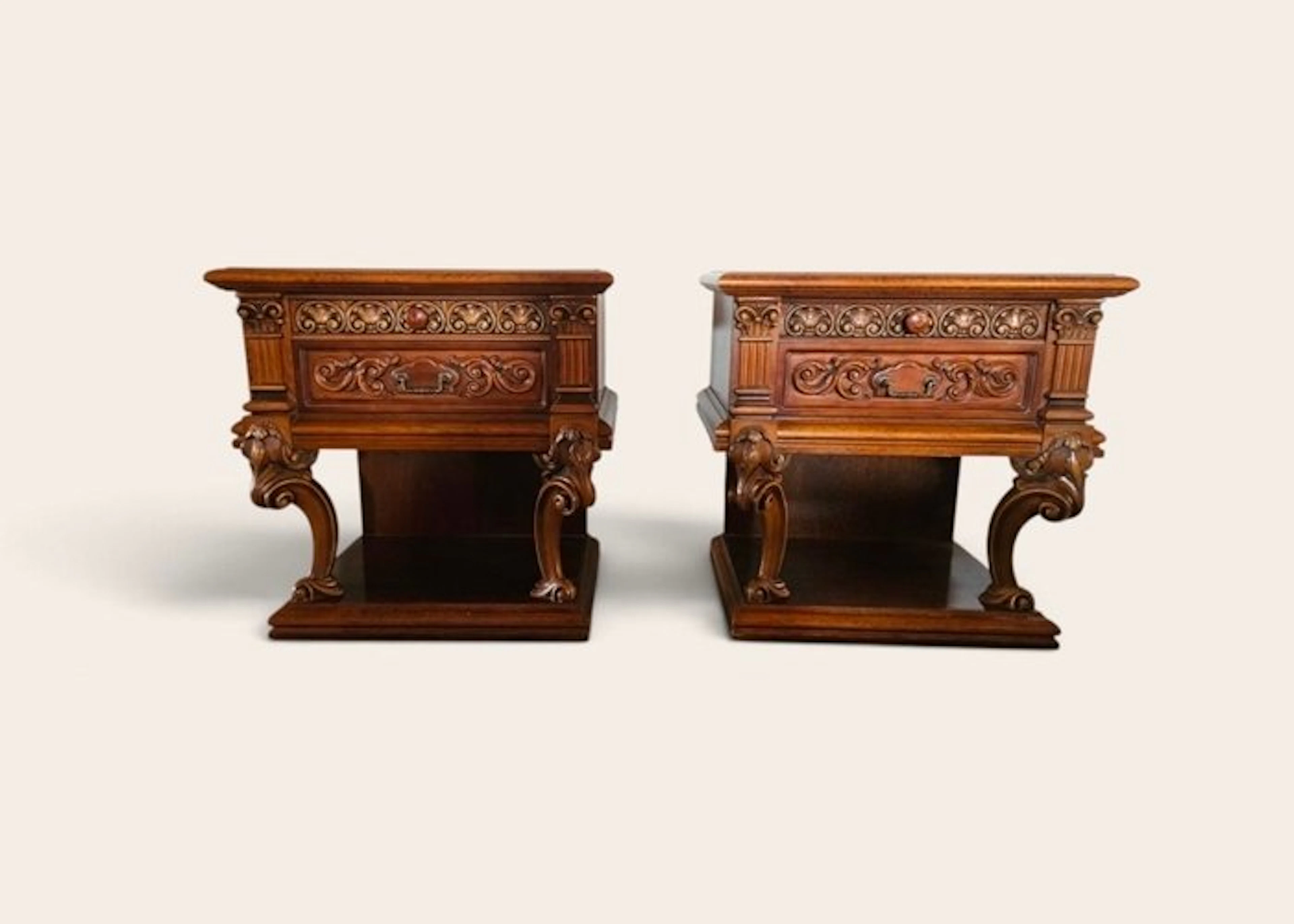 Nightstand (2) - Wood - The heaviest wooden PRE