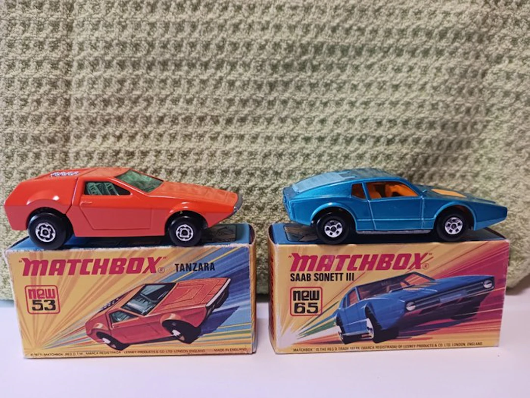 Matchbox 1:64 - Model car (2) - Matchbox Superfast. Tanzara; Saab Sonett III