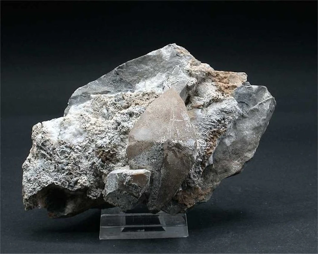 Calcite Crystal on matrix - Height: 12 cm - Width: 8 cm- 425 g - (1)