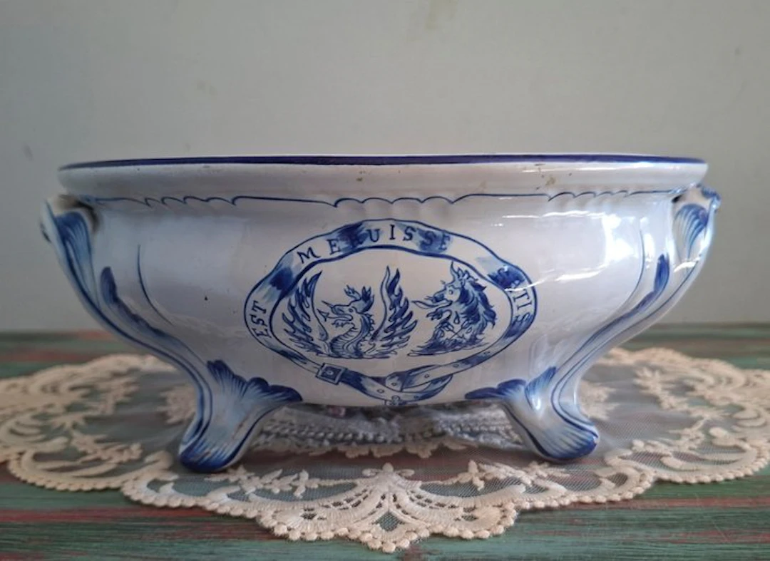Emile Gallé - Jardinière - Faience - Heraldic jardinière...